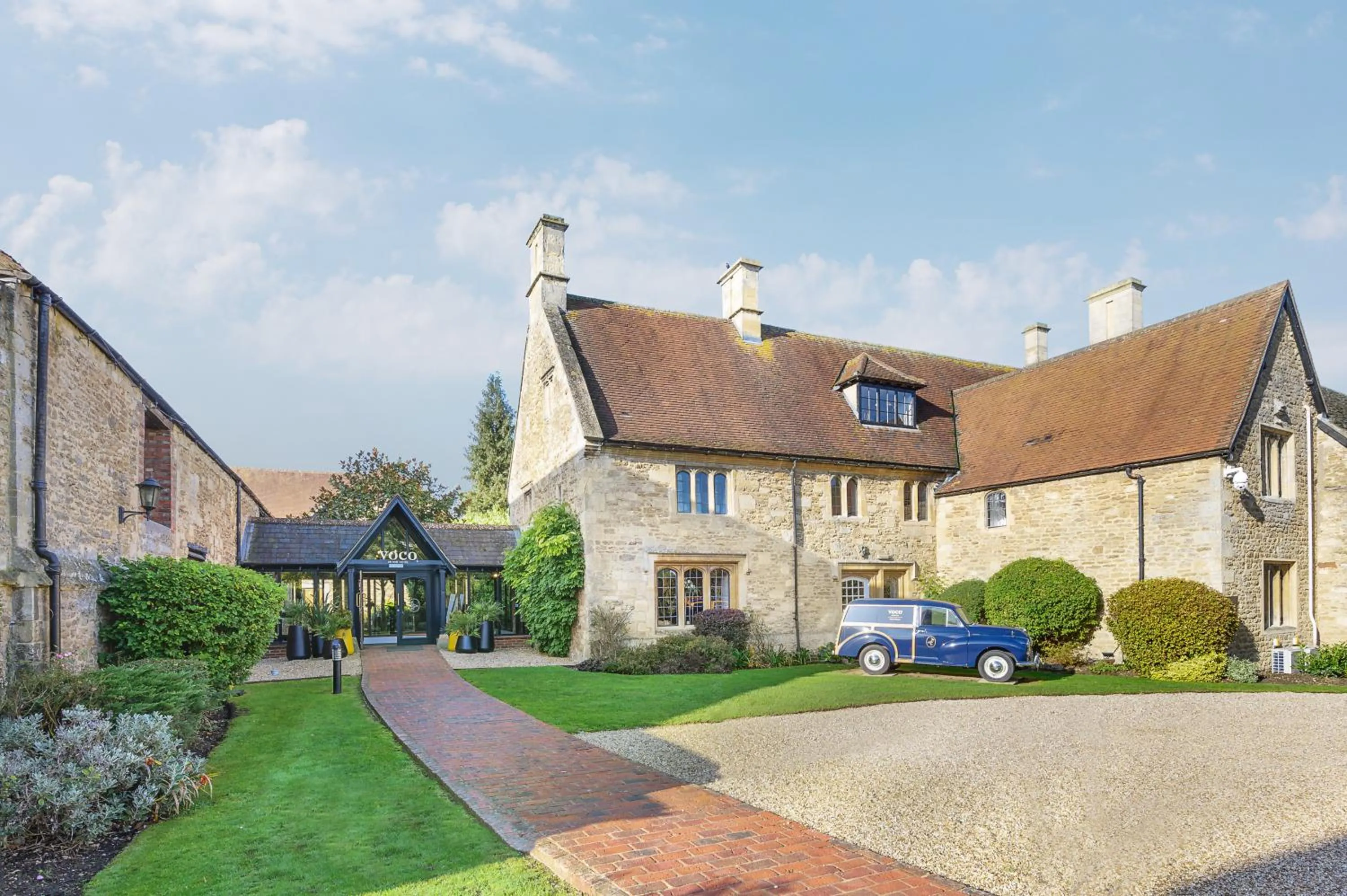 Property building in voco Oxford Thames by IHG