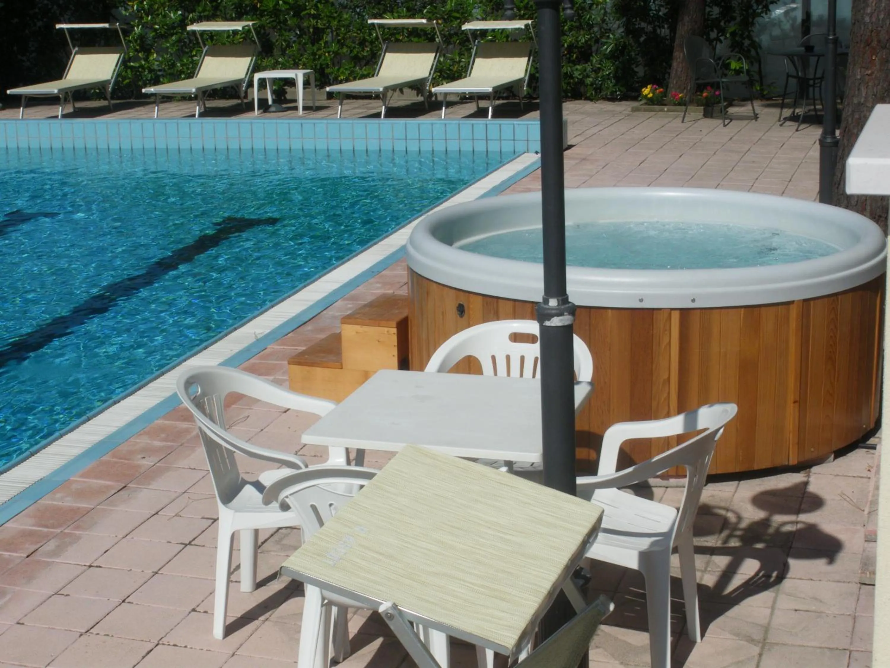 Hot Tub in Hotel Ascot