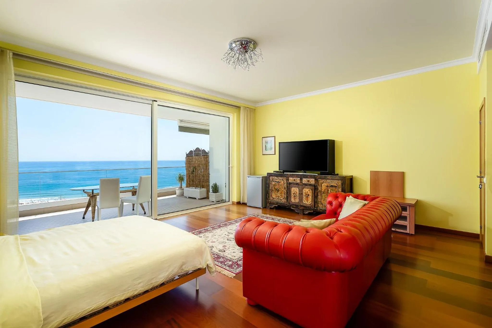 Bed in Porto de Mos Golf & Beach B&B AL-40312