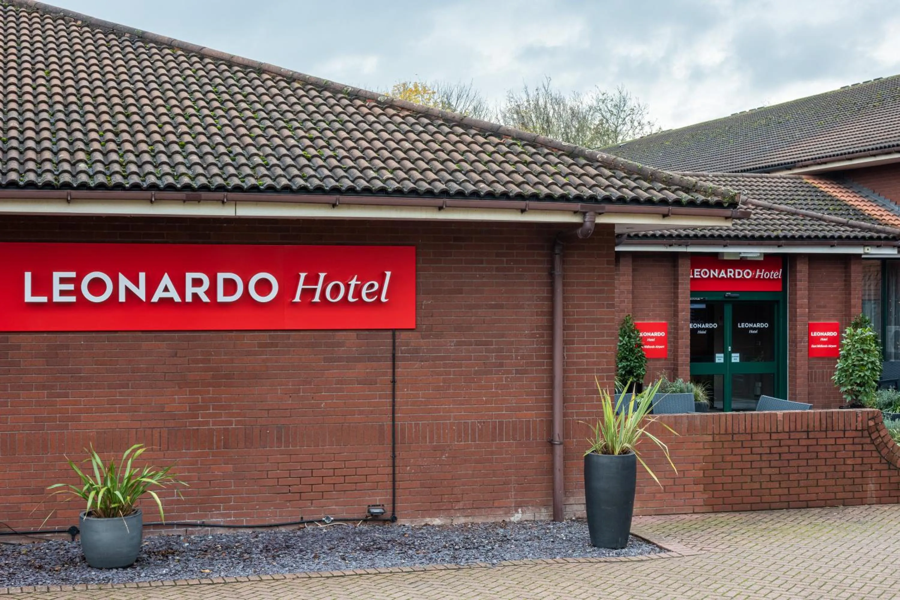 Property building in Leonardo Hotel East Midlands Airport