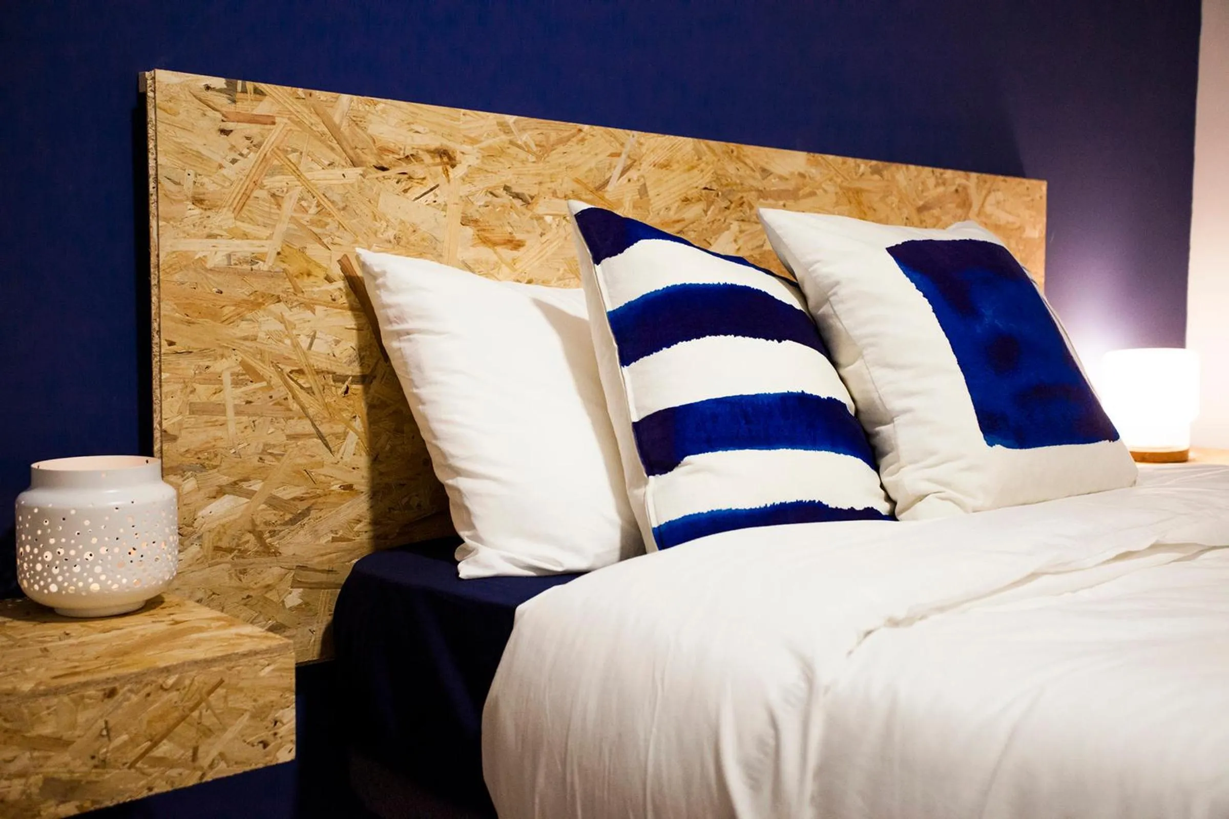 Decorative detail, Bed in B&B El Mercat