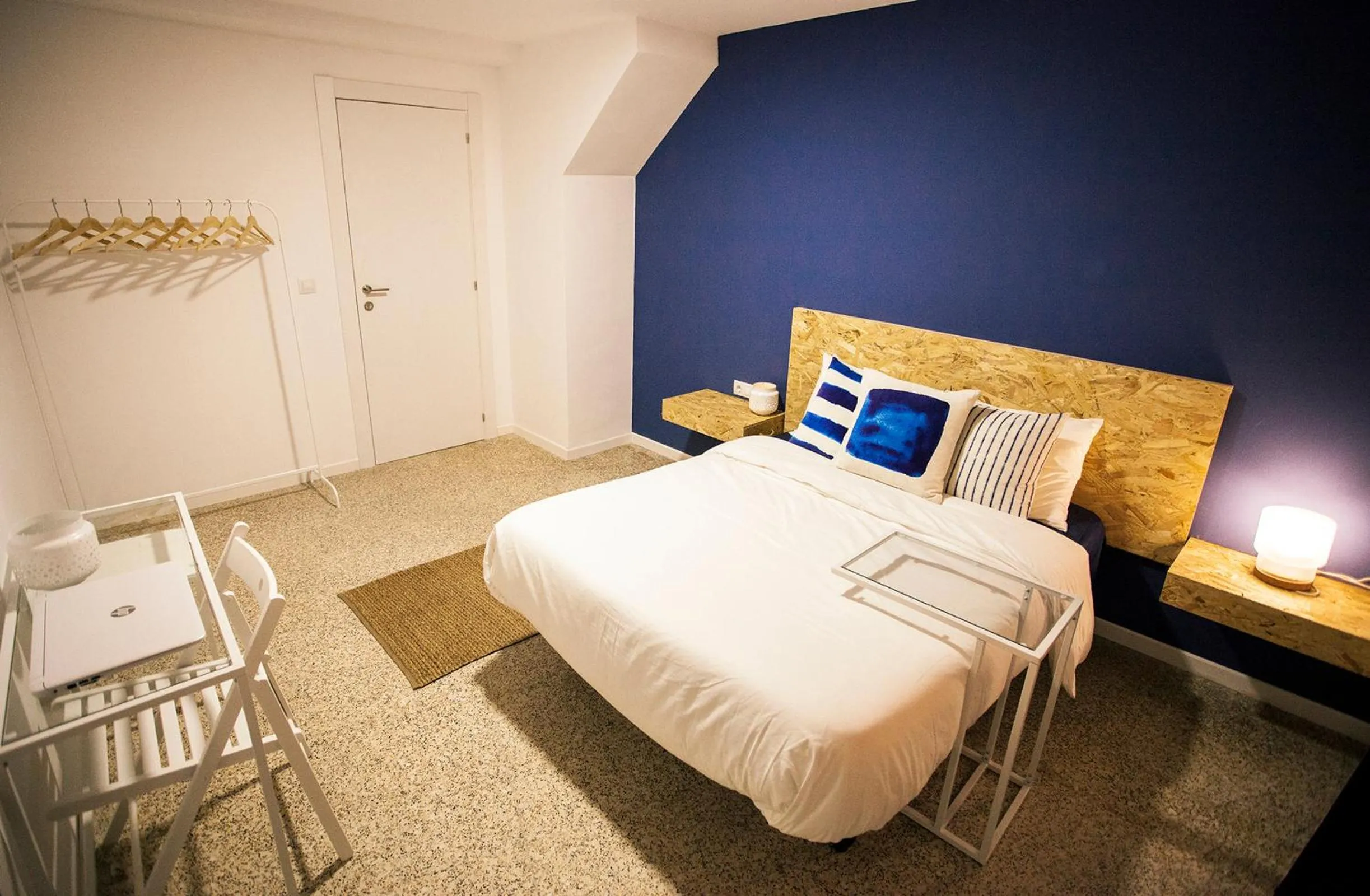 Photo of the whole room, Bed in B&B El Mercat