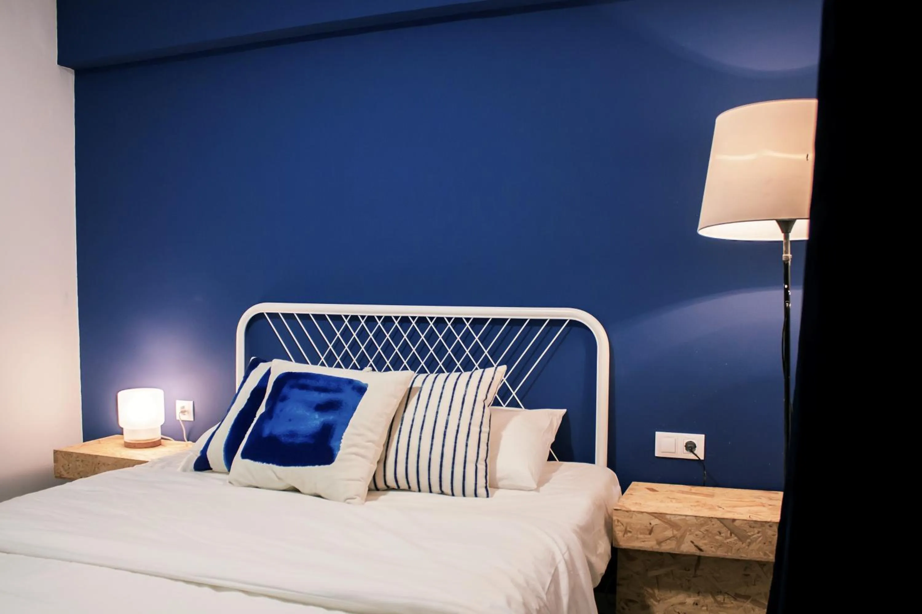 Decorative detail, Bed in B&B El Mercat