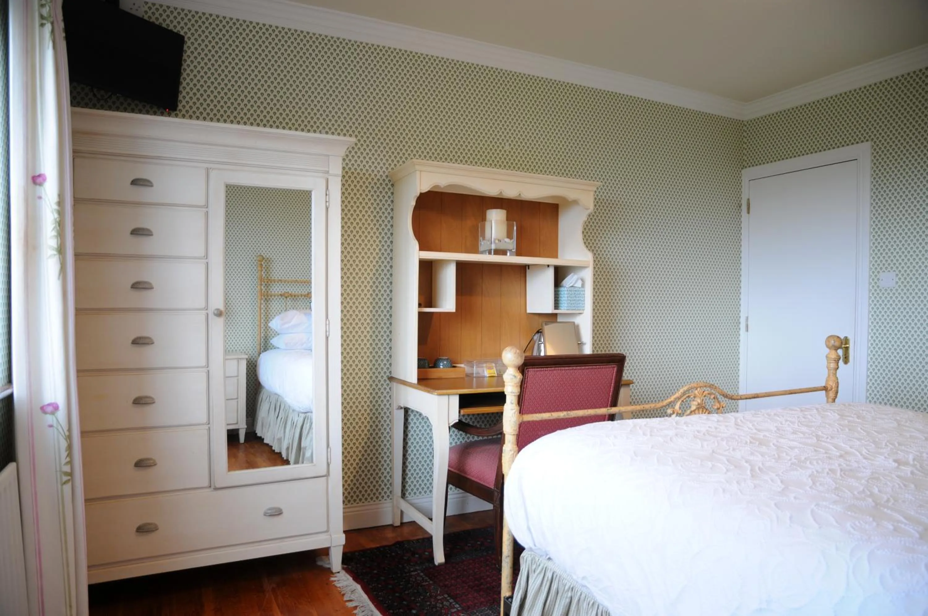 Bed in Short Strand Dingle