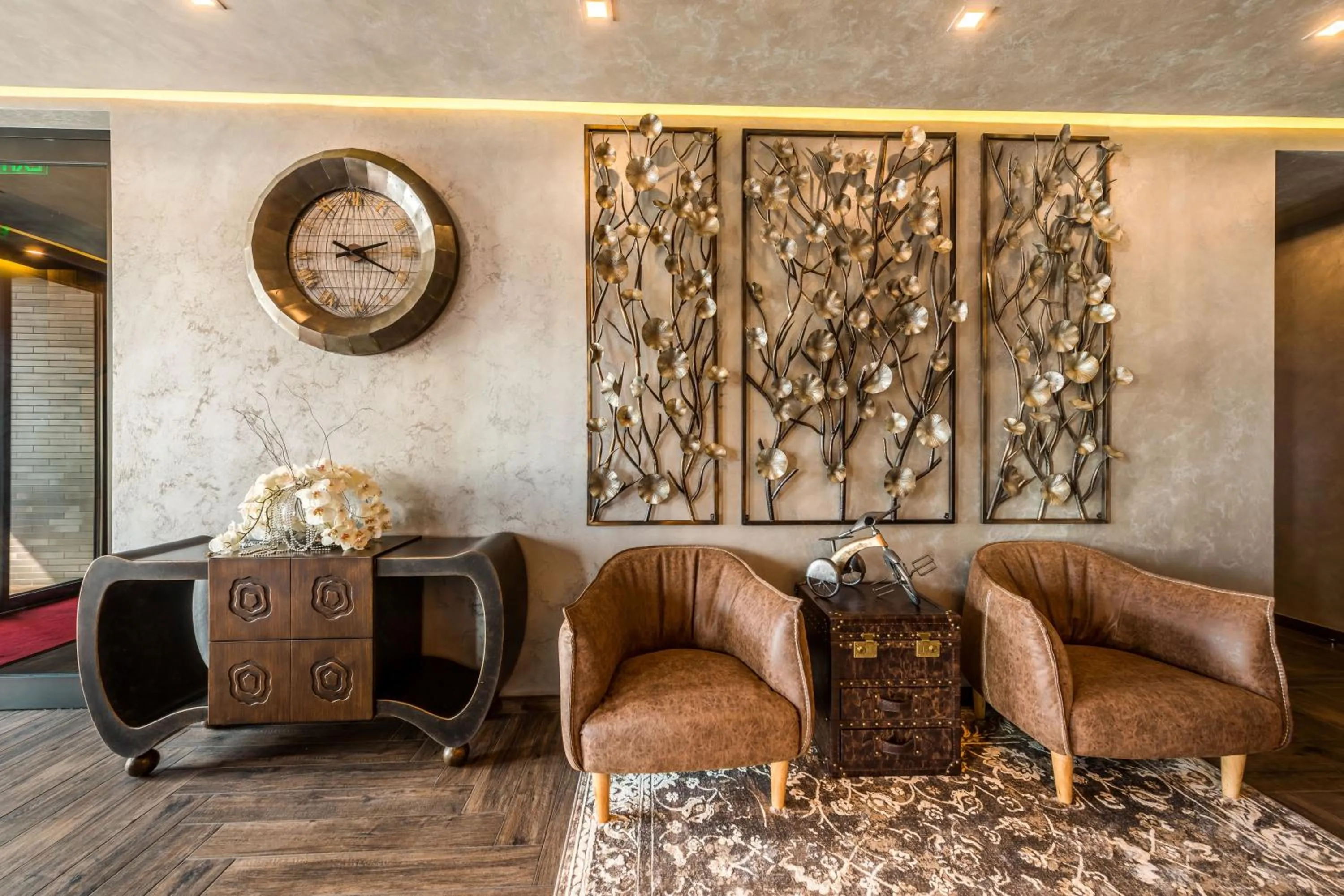 Lobby or reception in All Seasons Residence Design Hotel - Free parking