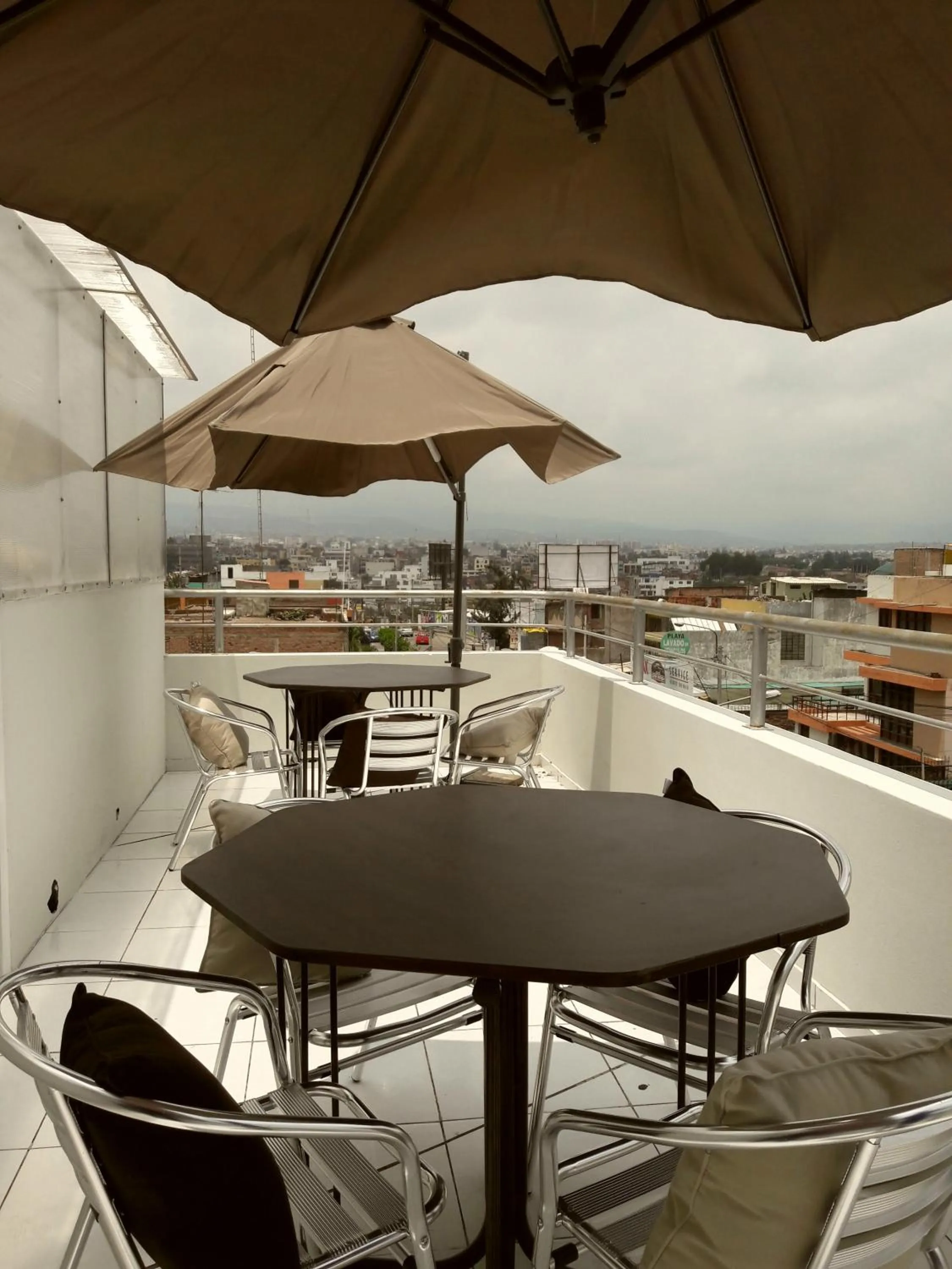 Property building in Bon Repos Arequipa