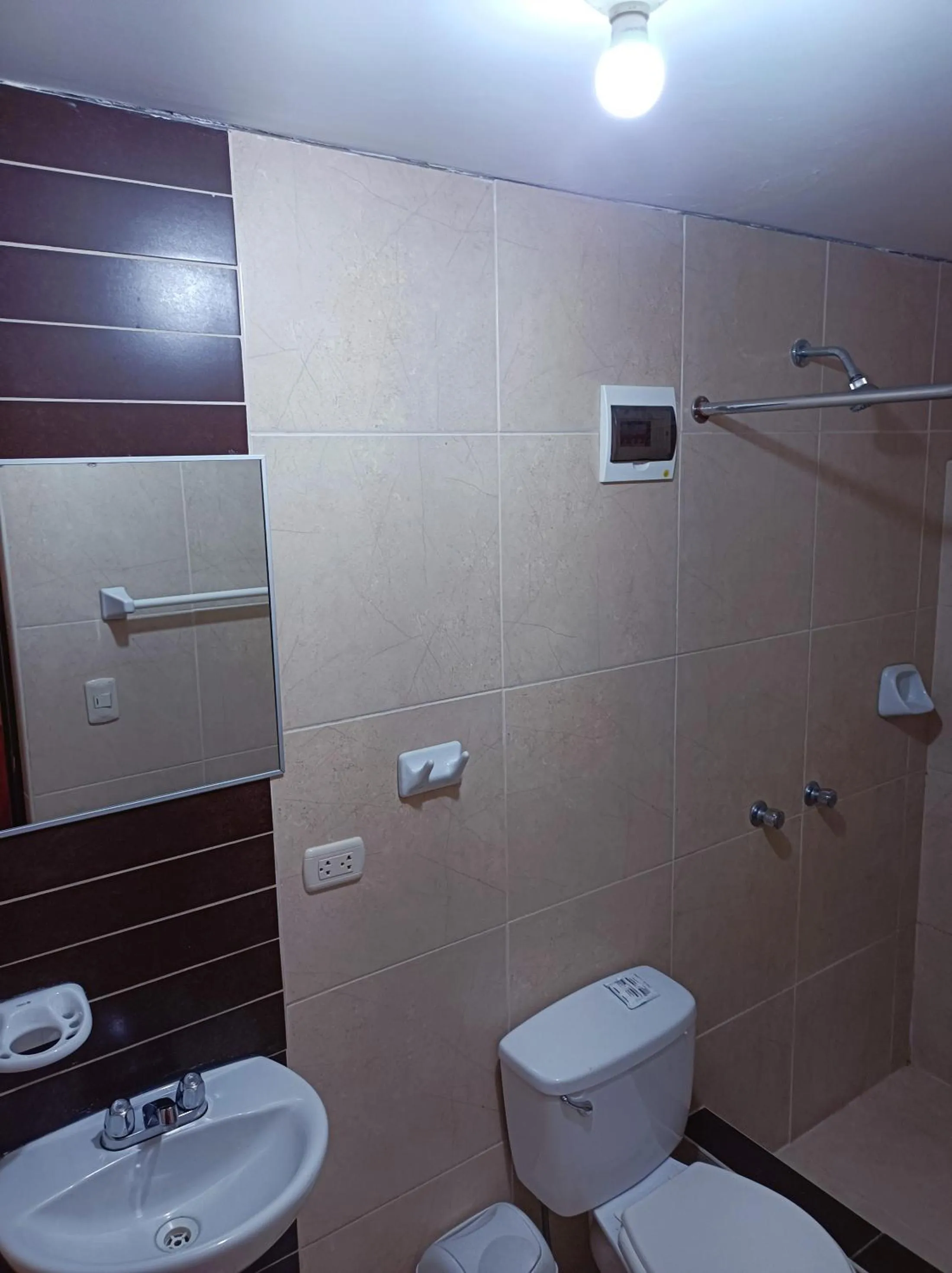 Shower in Bon Repos Arequipa