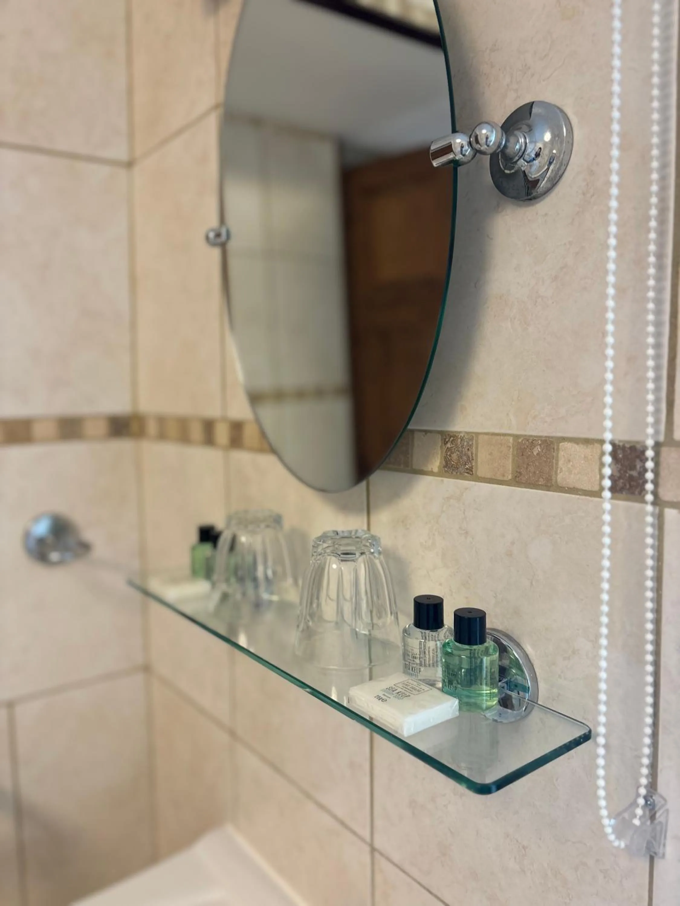 Bathroom in The George Hotel