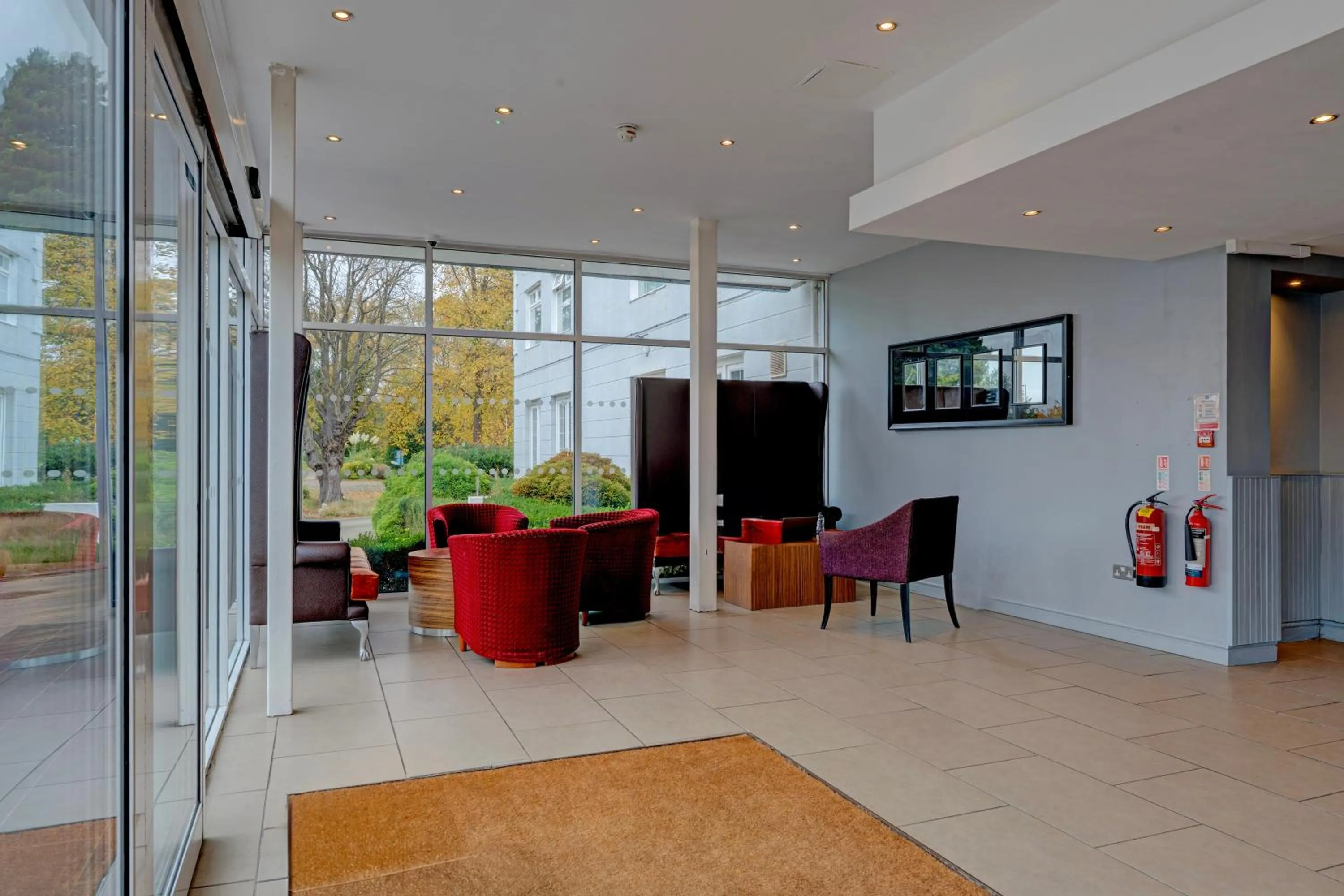 Manchester Airport Stanley Hotel by Belvilla