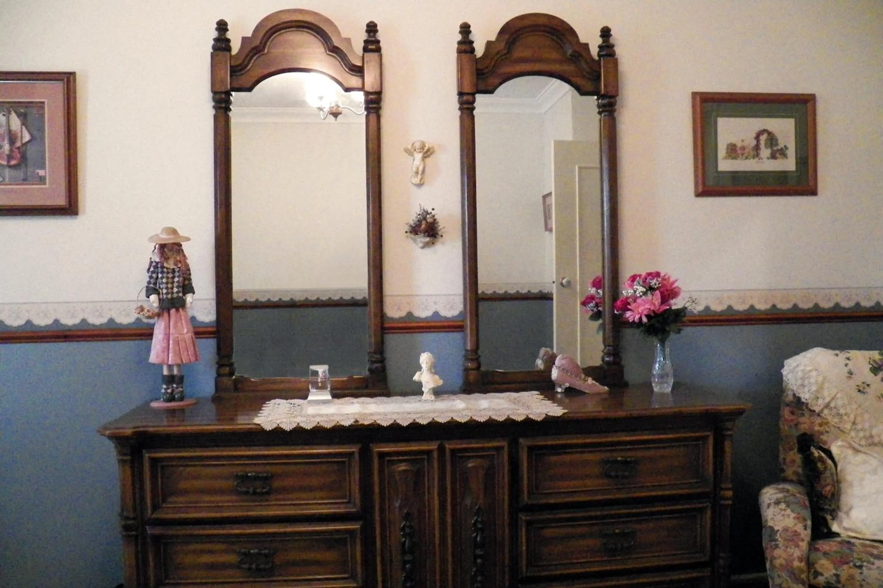 Decorative detail in The Spanish Guesthouse, Private Rooms