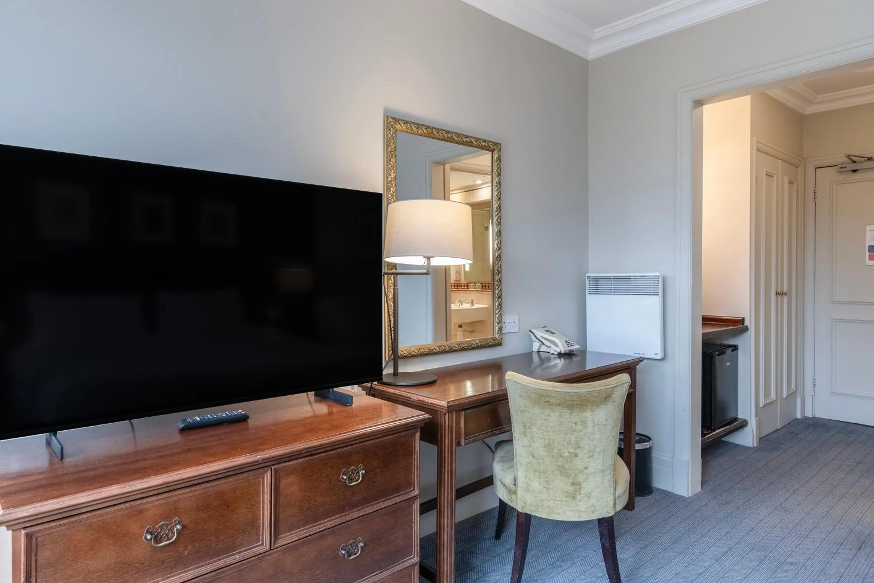 Bedroom in Winchester Wessex Hotel by Sunday