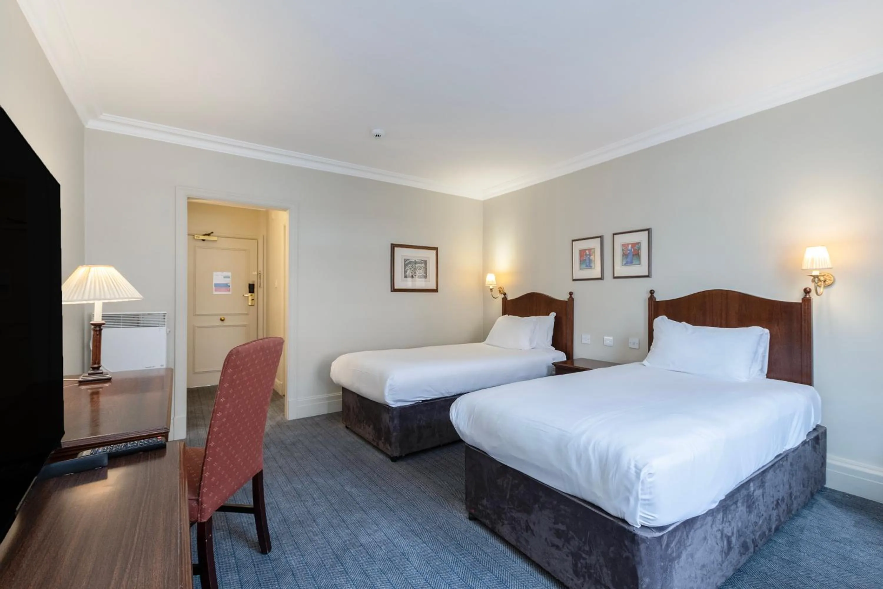 Bedroom, Bed in Winchester Wessex Hotel by Sunday