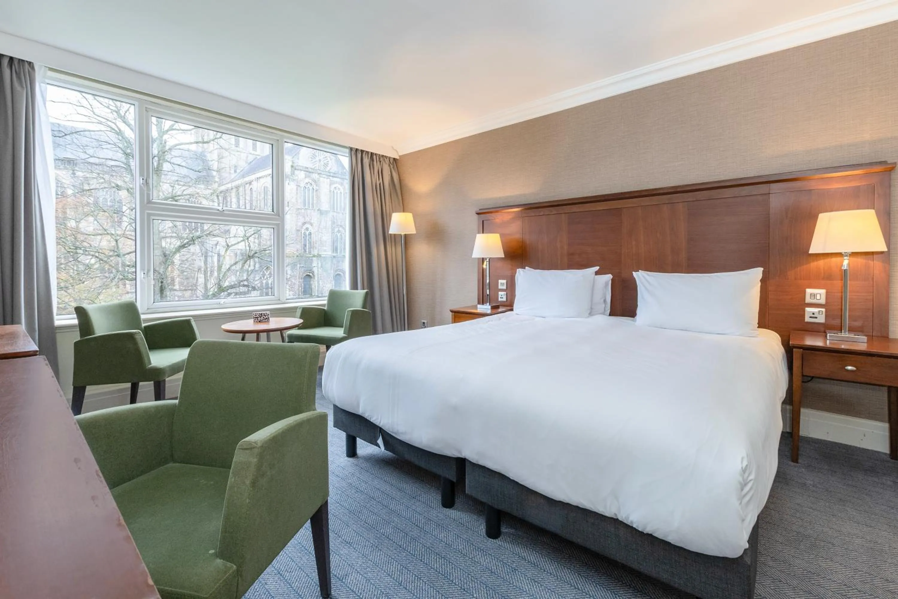 Bedroom, Bed in Winchester Wessex Hotel by Sunday