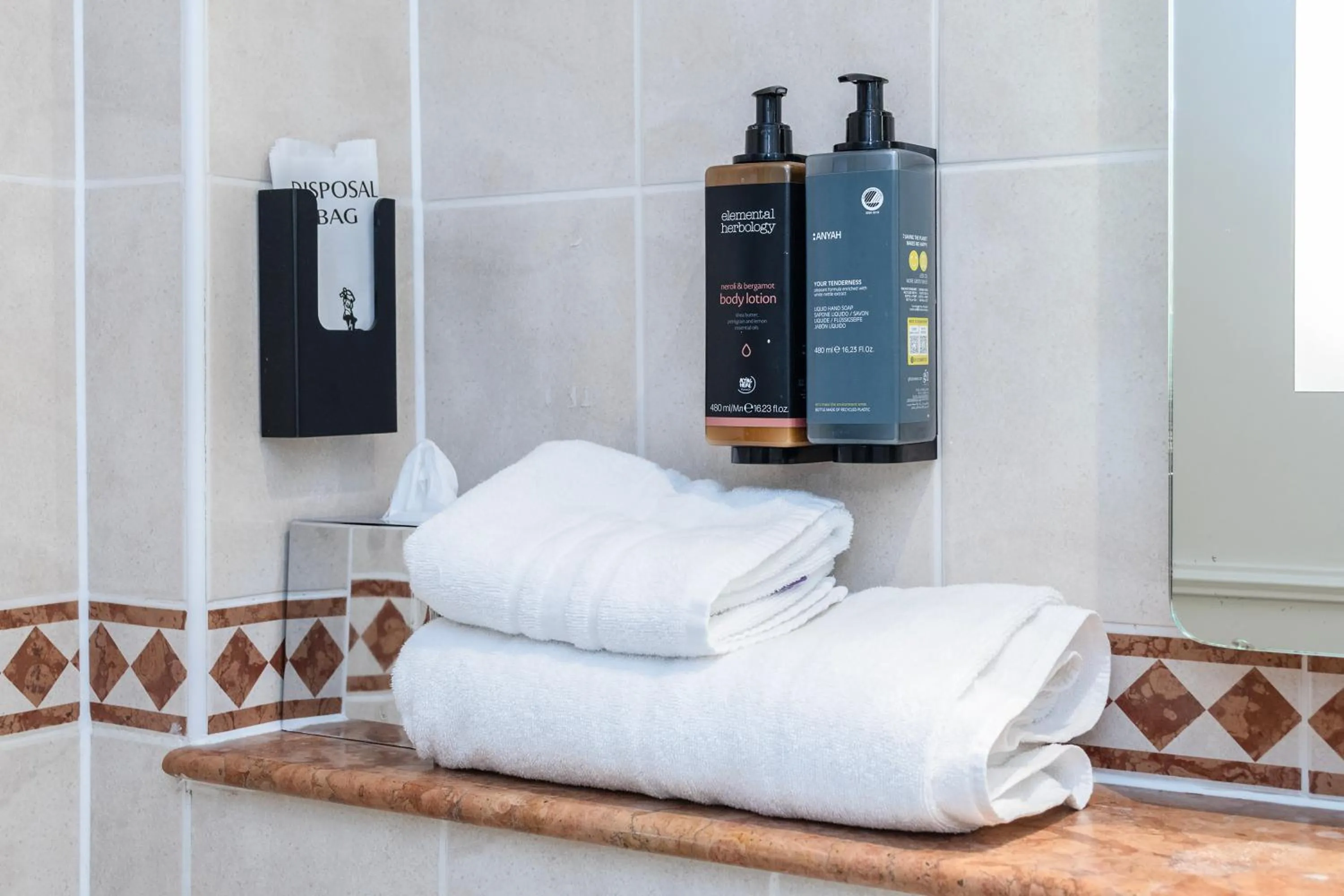 Bedroom, Bed in Winchester Wessex Hotel by Sunday