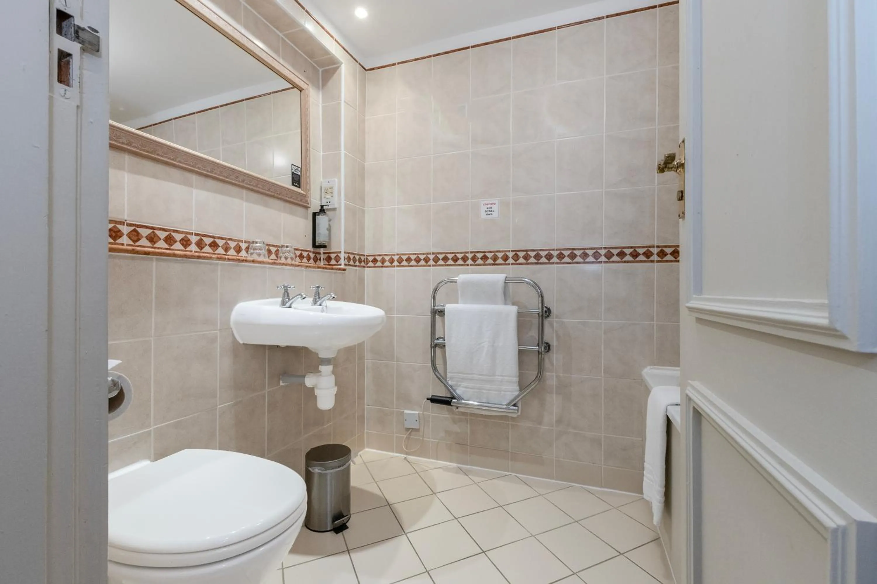 Bathroom in Winchester Wessex Hotel by Sunday