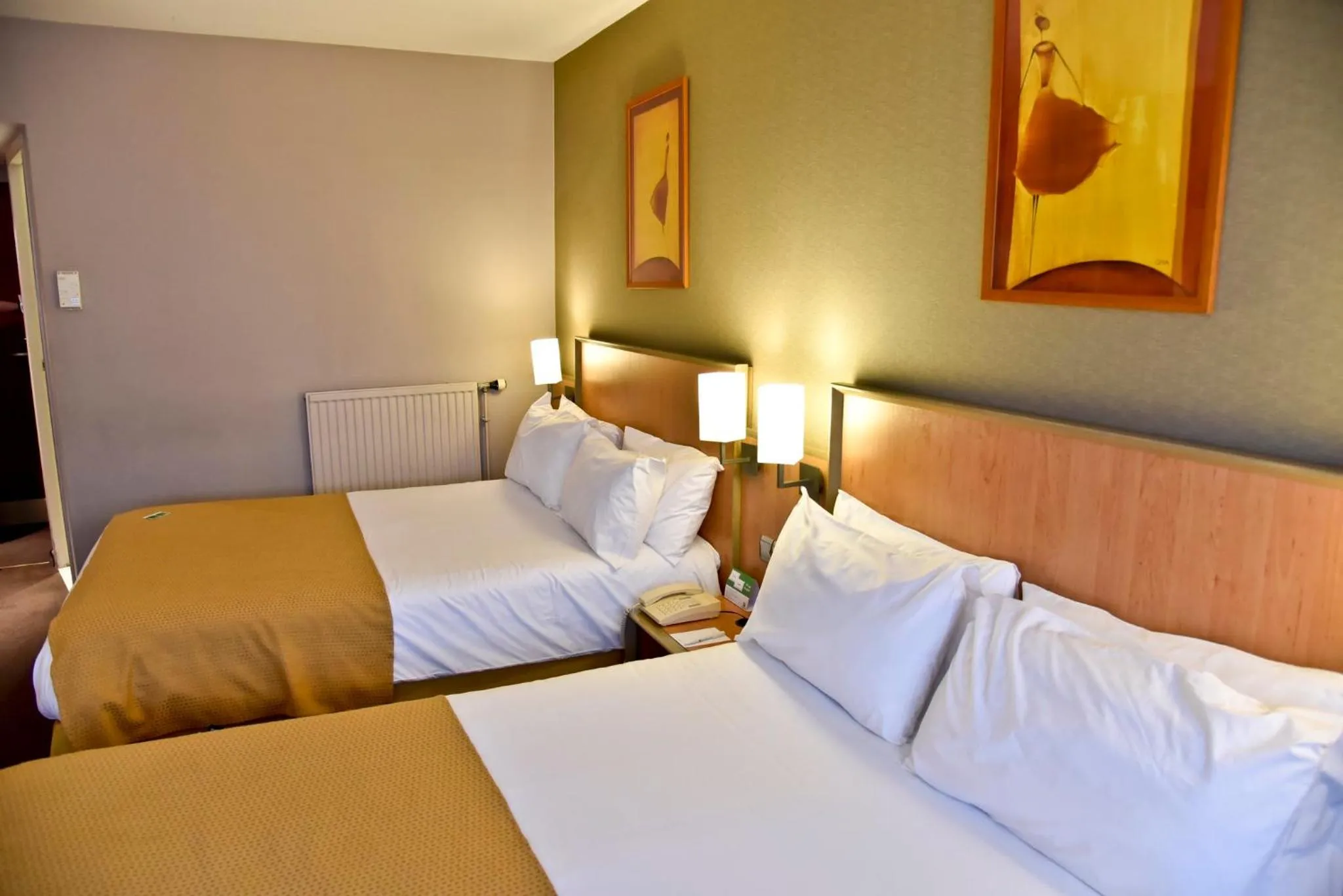 Photo of the whole room, Bed in Holiday Inn Calais-Centre by IHG