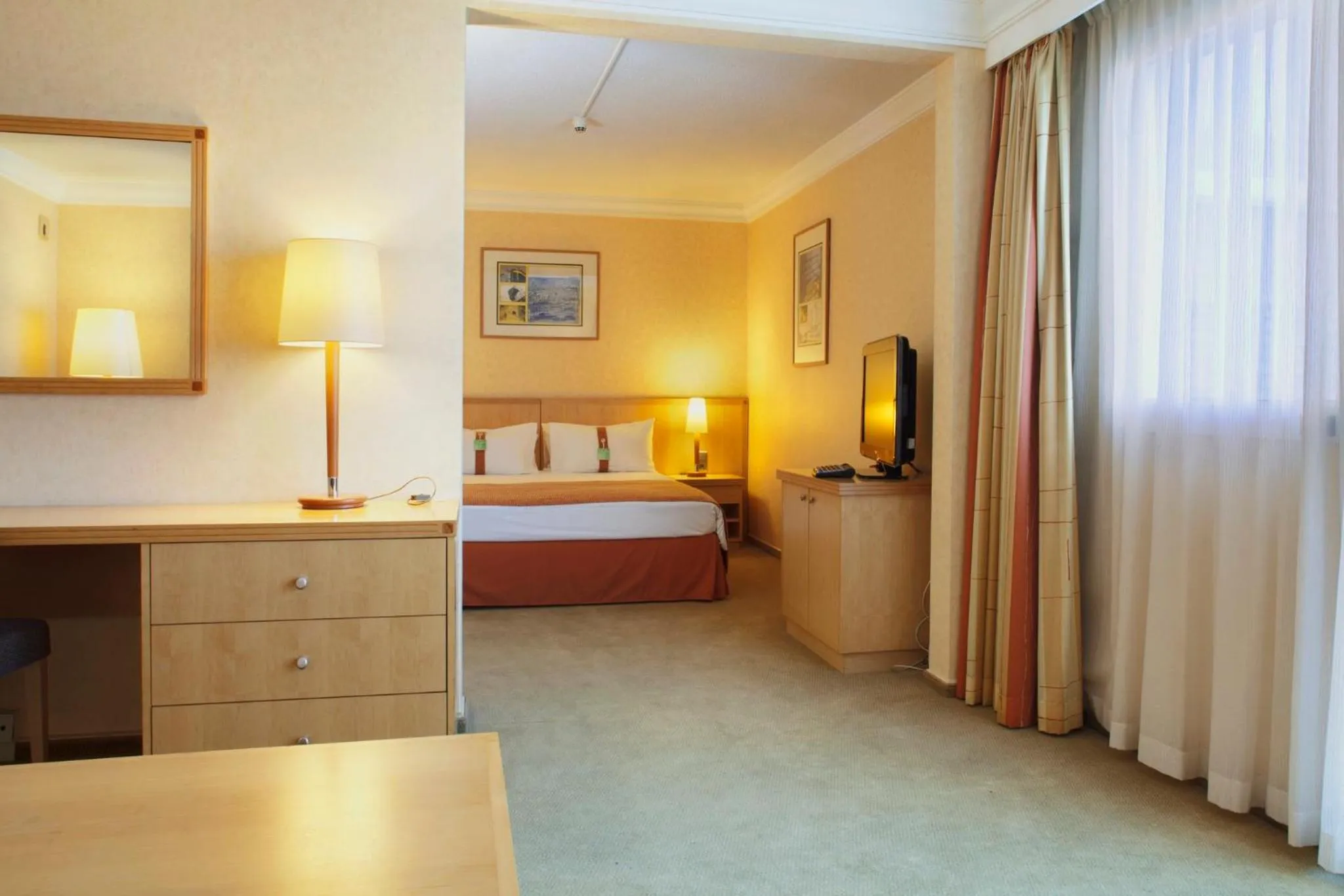 Photo of the whole room, Bed in Holiday Inn Calais-Centre by IHG