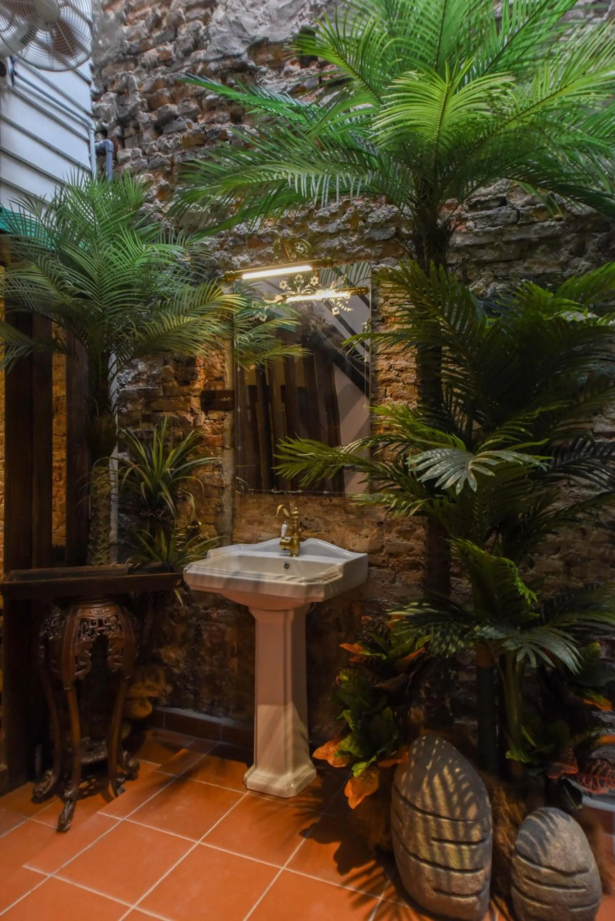 Garden view in Ohana House HQ