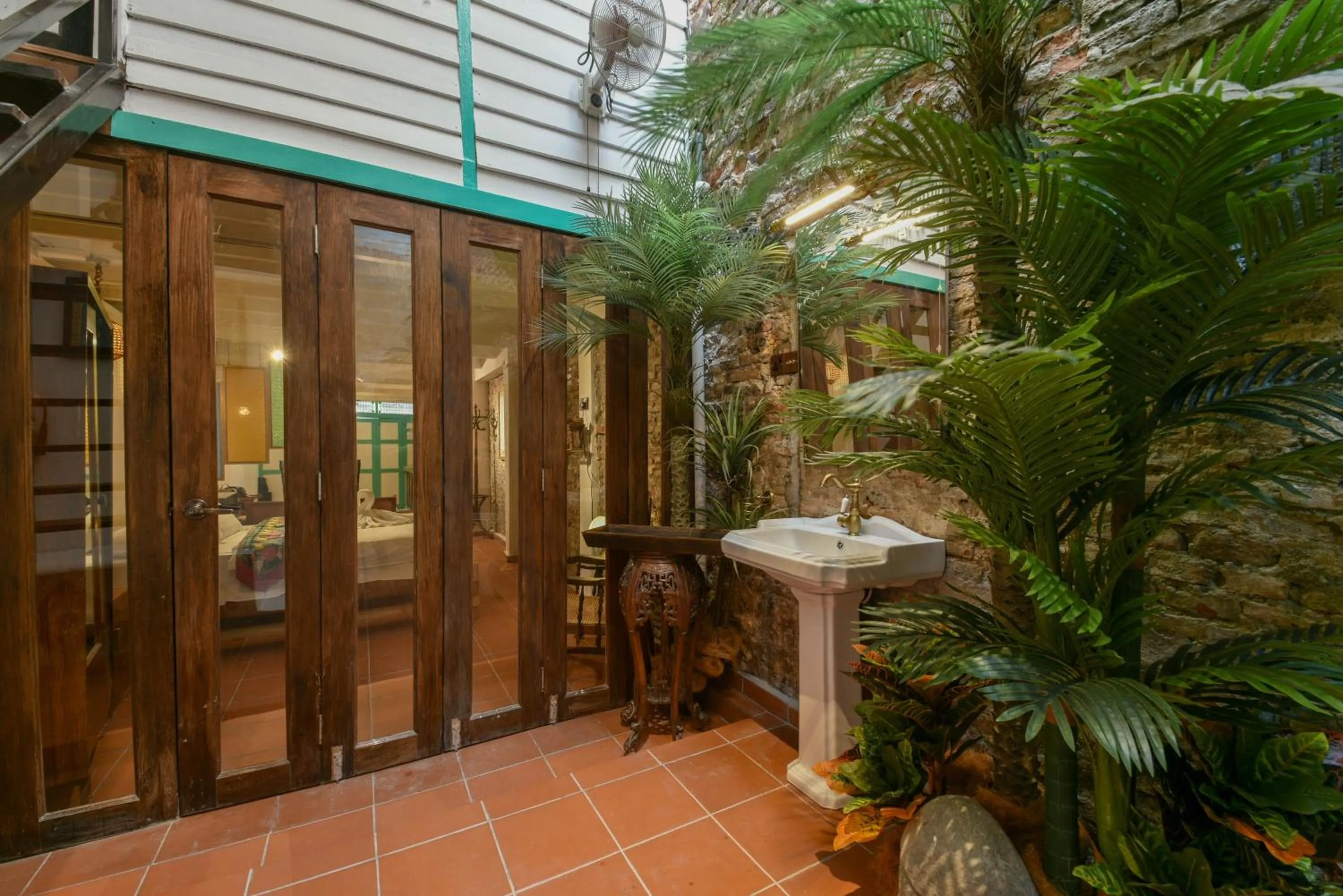 Garden view in Ohana House HQ