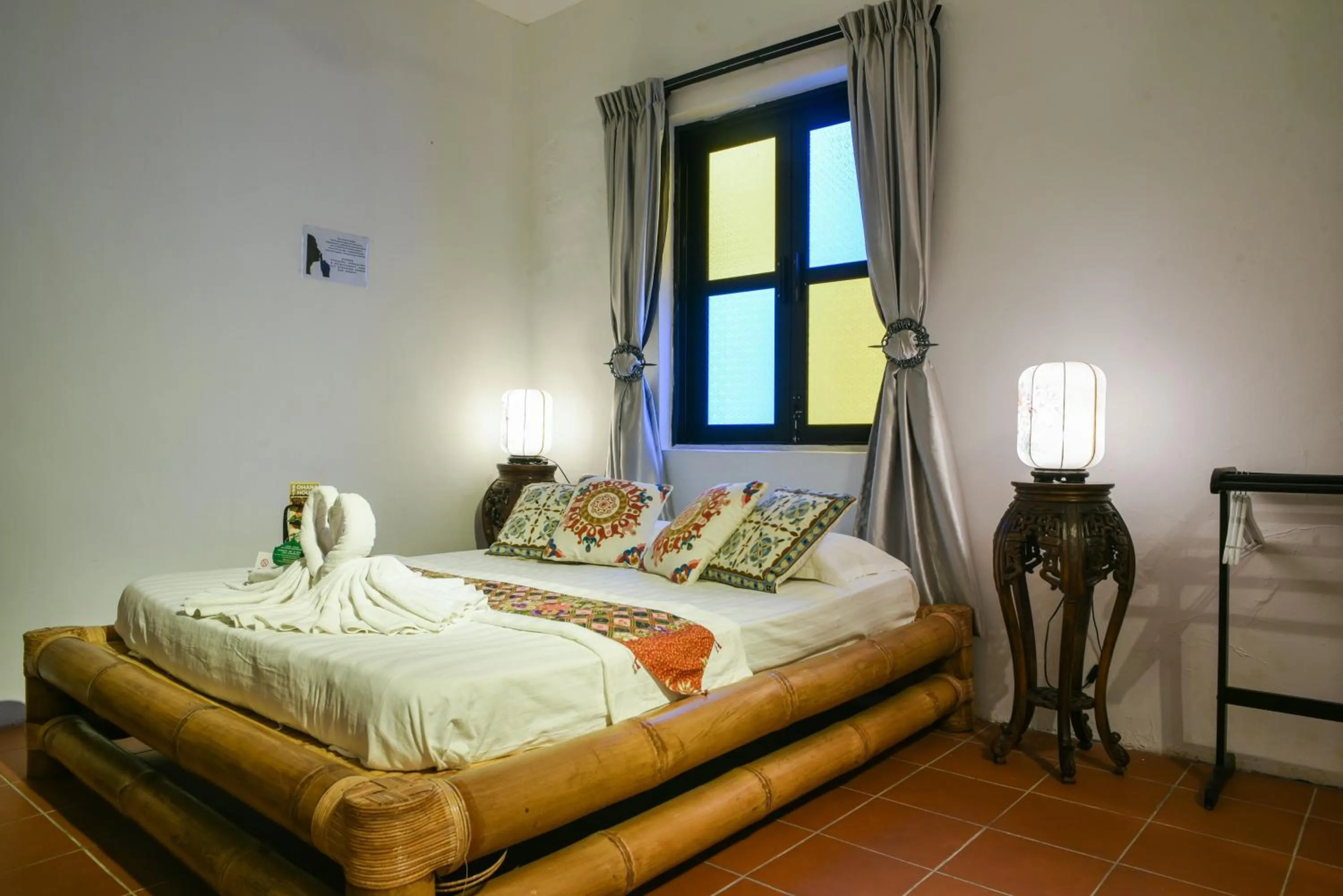 Bed in Ohana House HQ