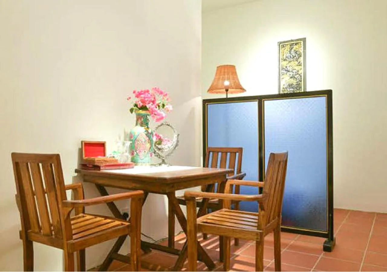 Seating area in Ohana House HQ