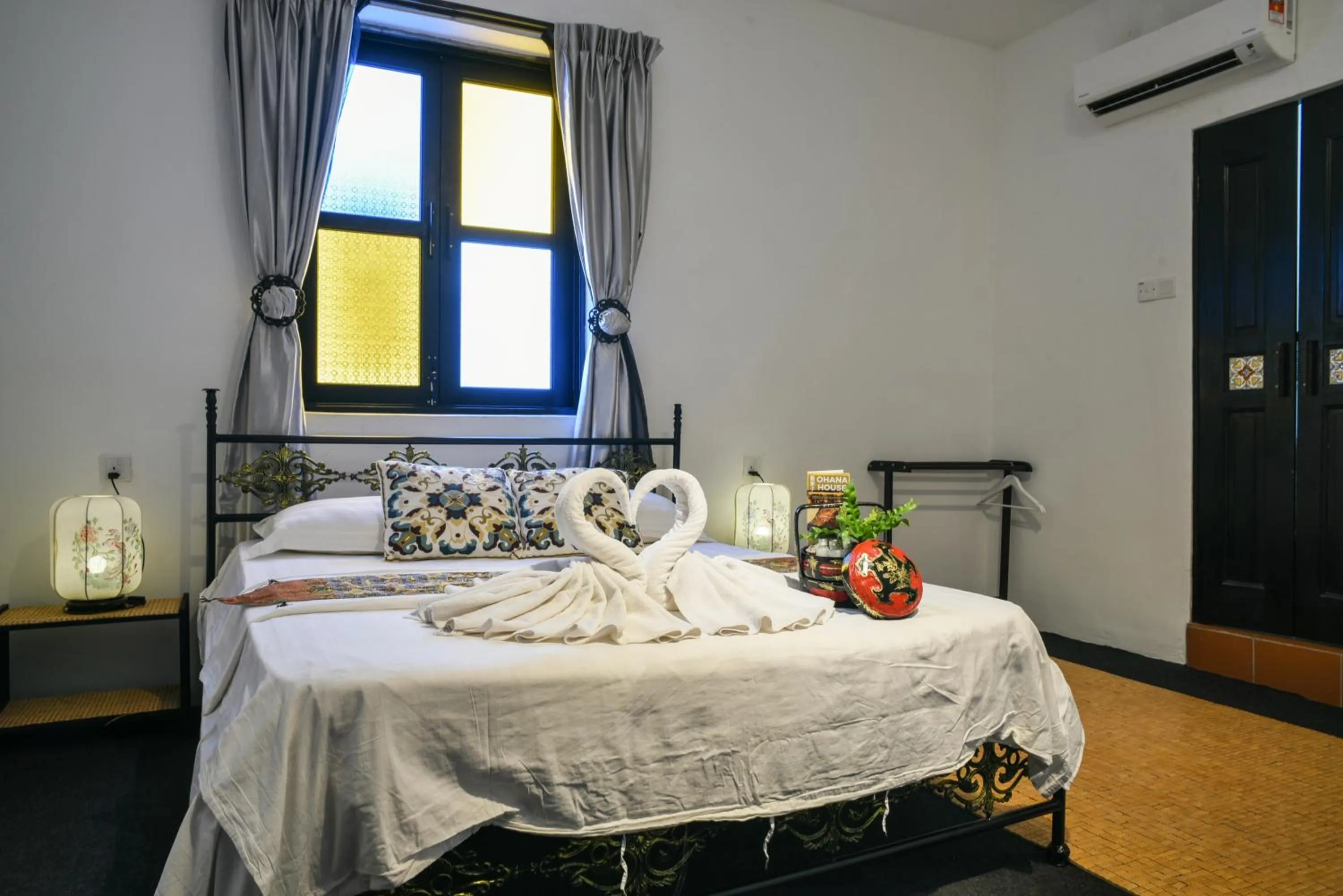 Bed in Ohana House HQ