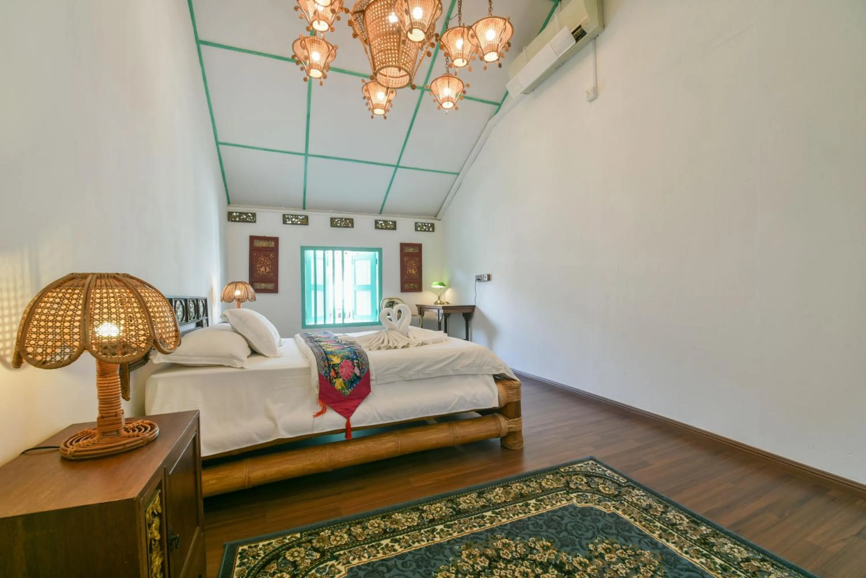 Bedroom, Bed in Ohana House HQ