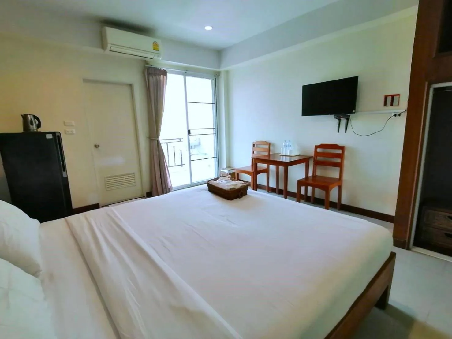 Bed in Grand Lopburi