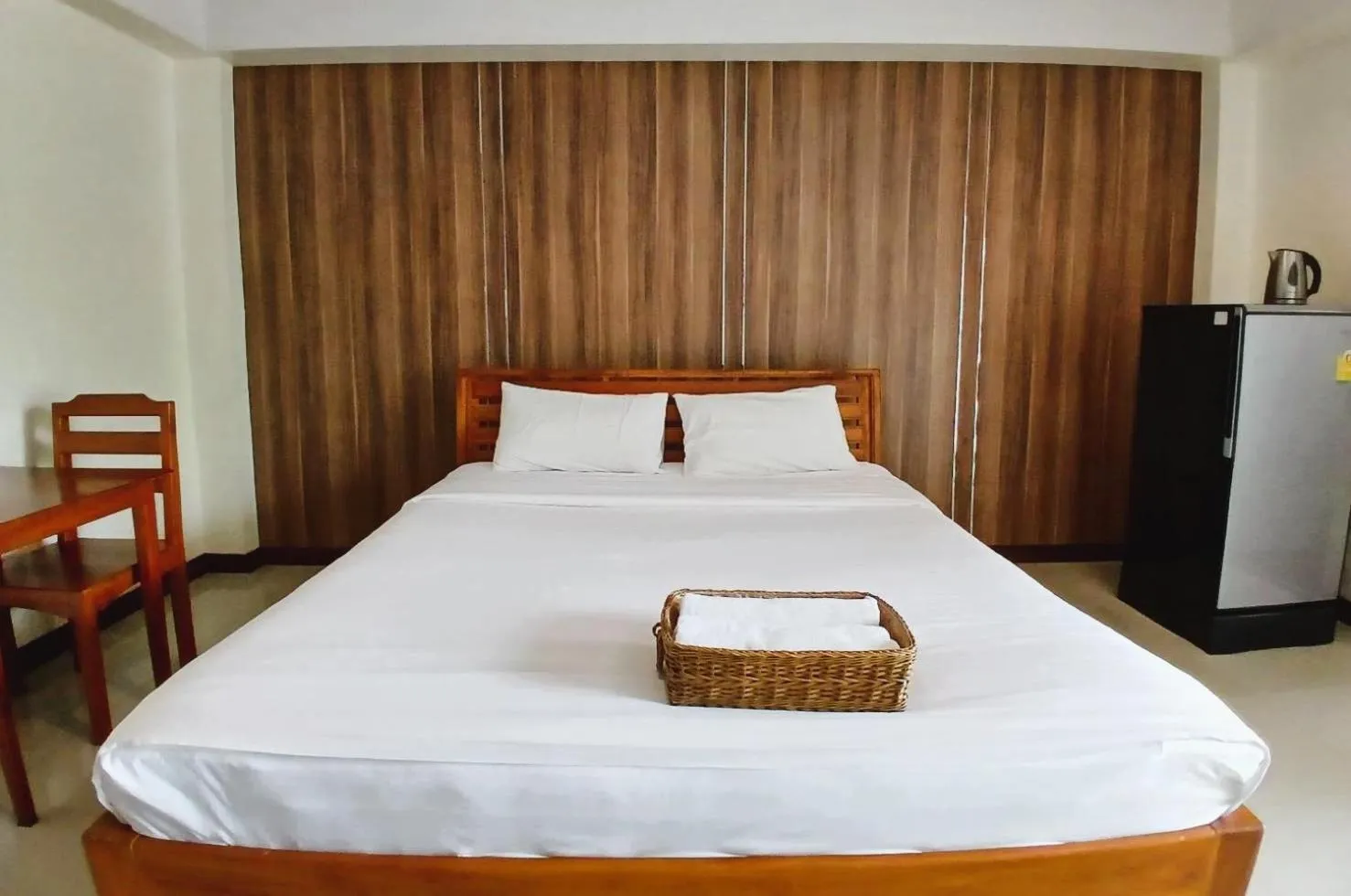 Bed in Grand Lopburi