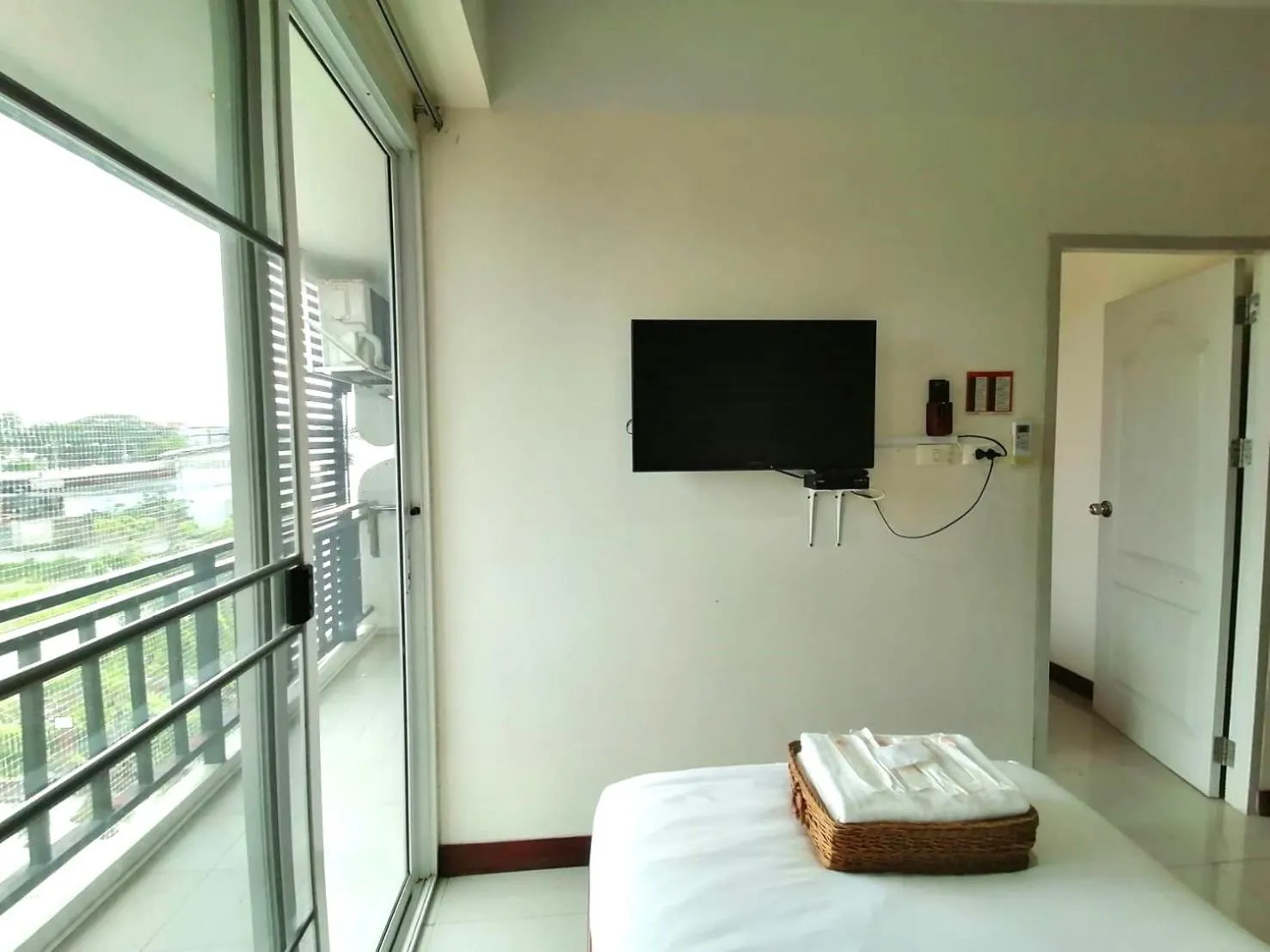 Bed in Grand Lopburi