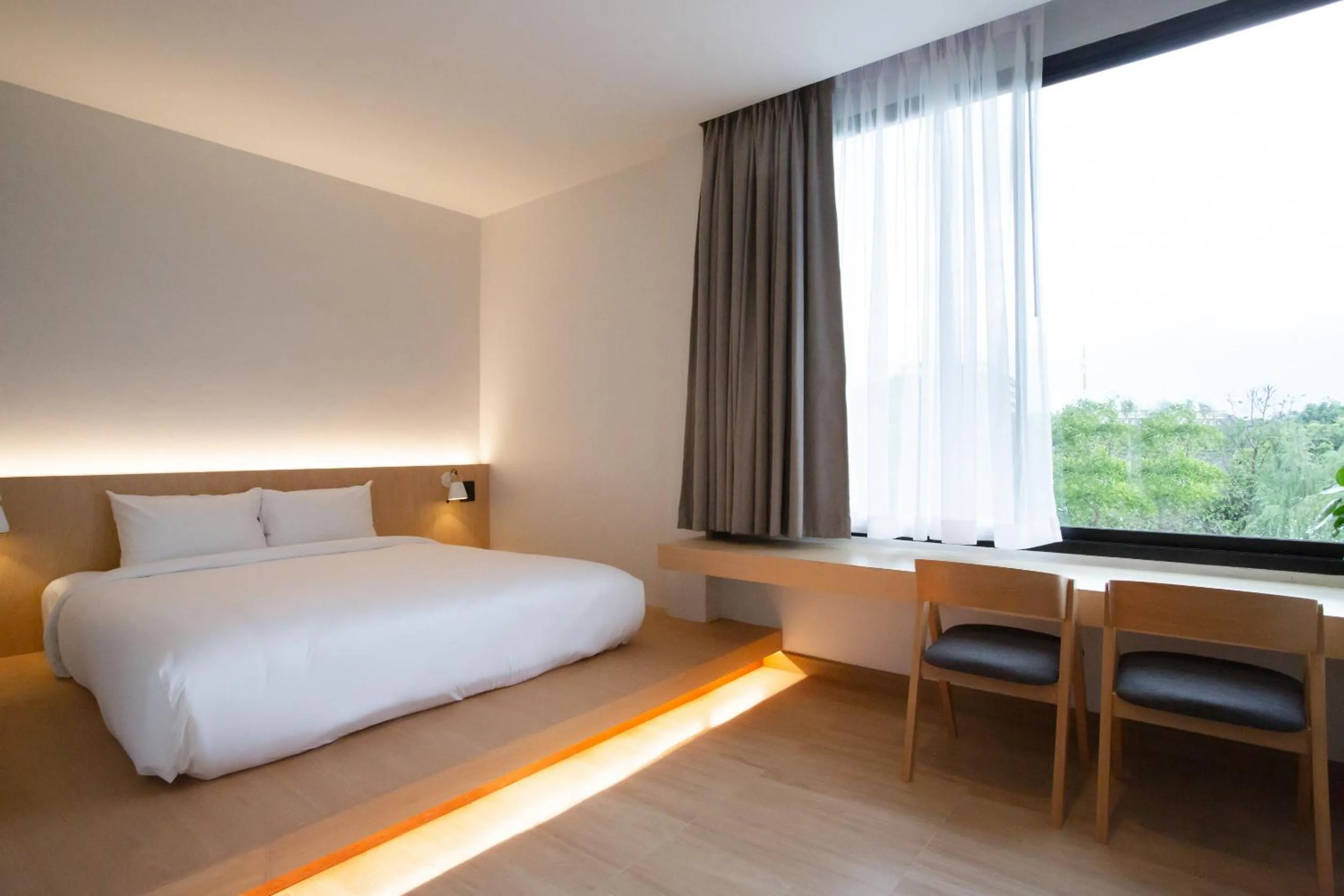 Bed in Karpenter Lampang