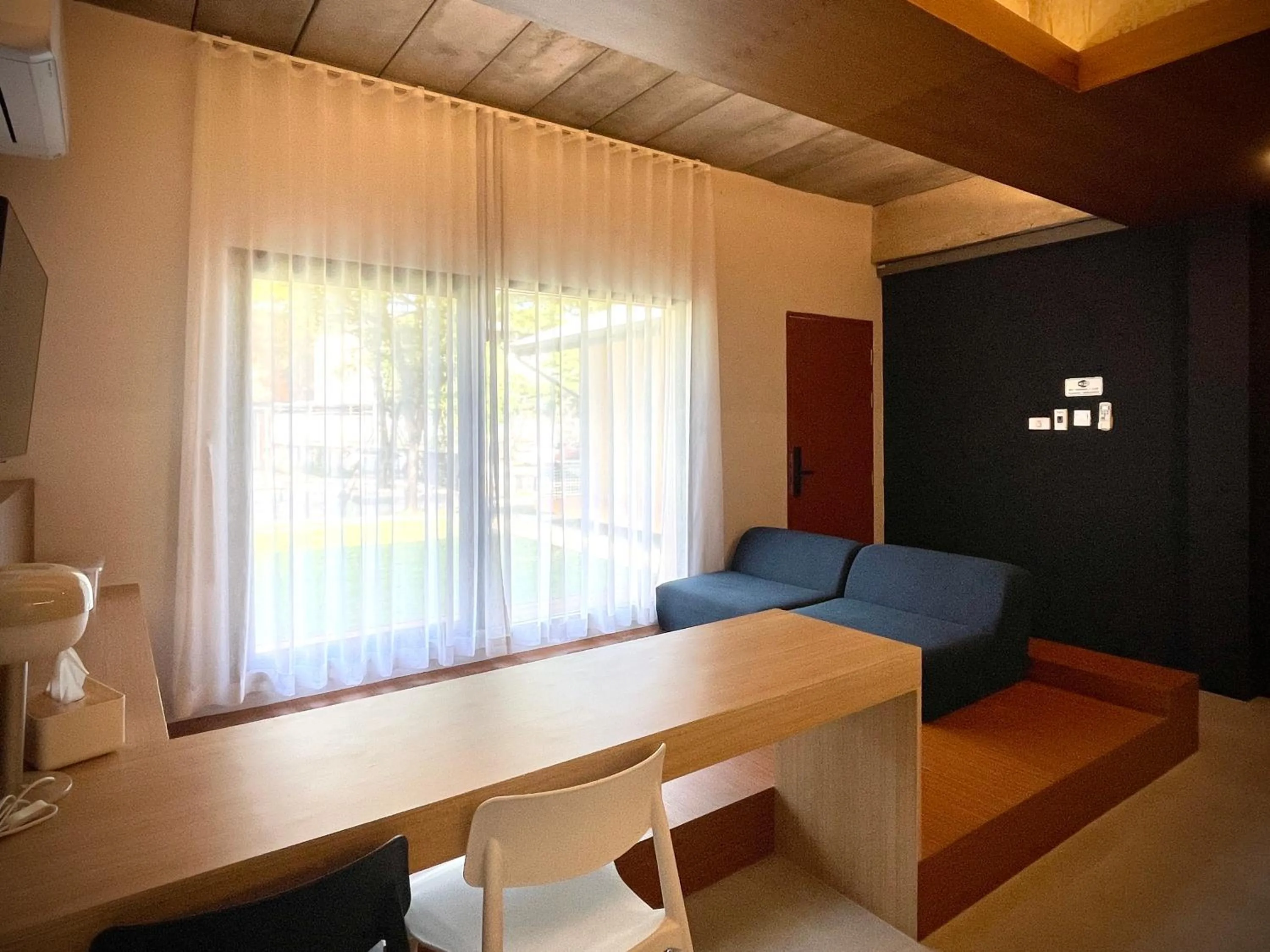 Seating area in Karpenter Lampang