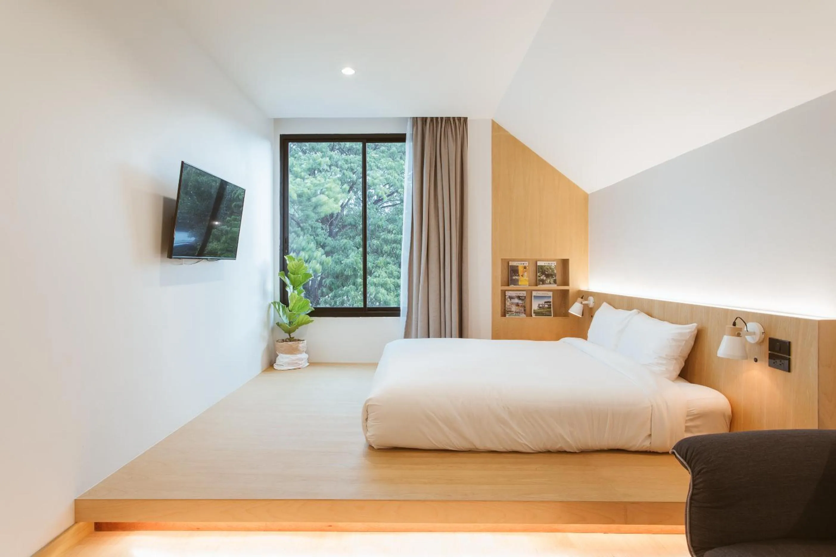 Bed in Karpenter Lampang