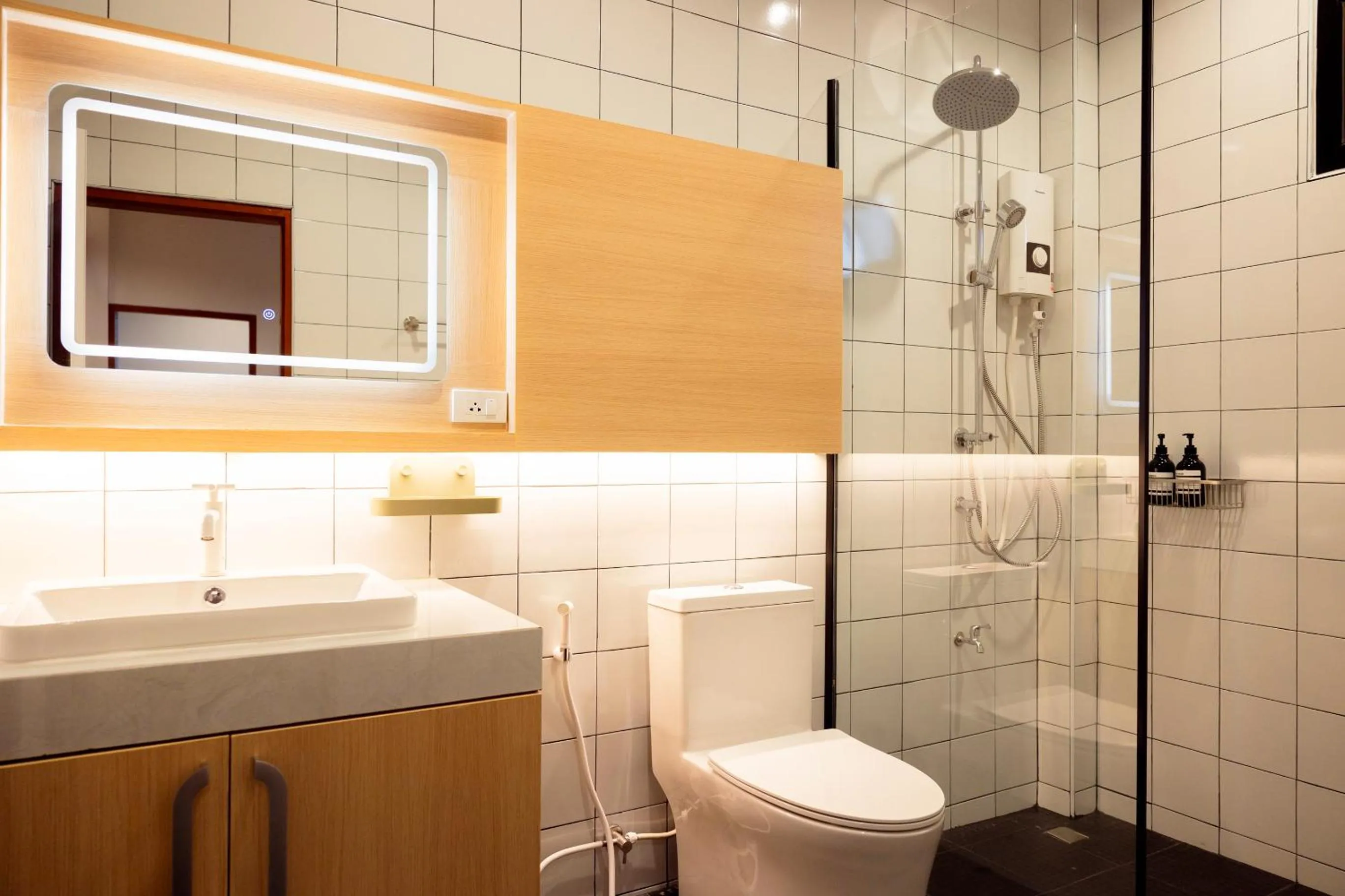 Bathroom in Karpenter Lampang