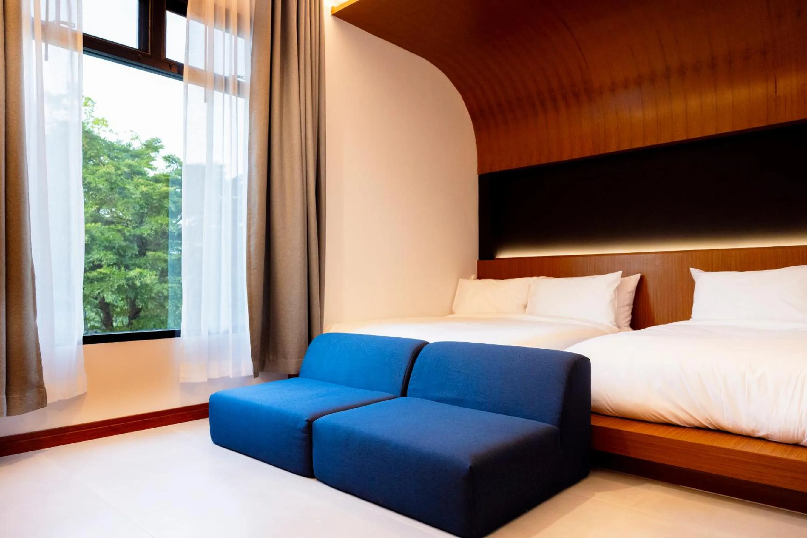 Bedroom, Bed in Karpenter Lampang