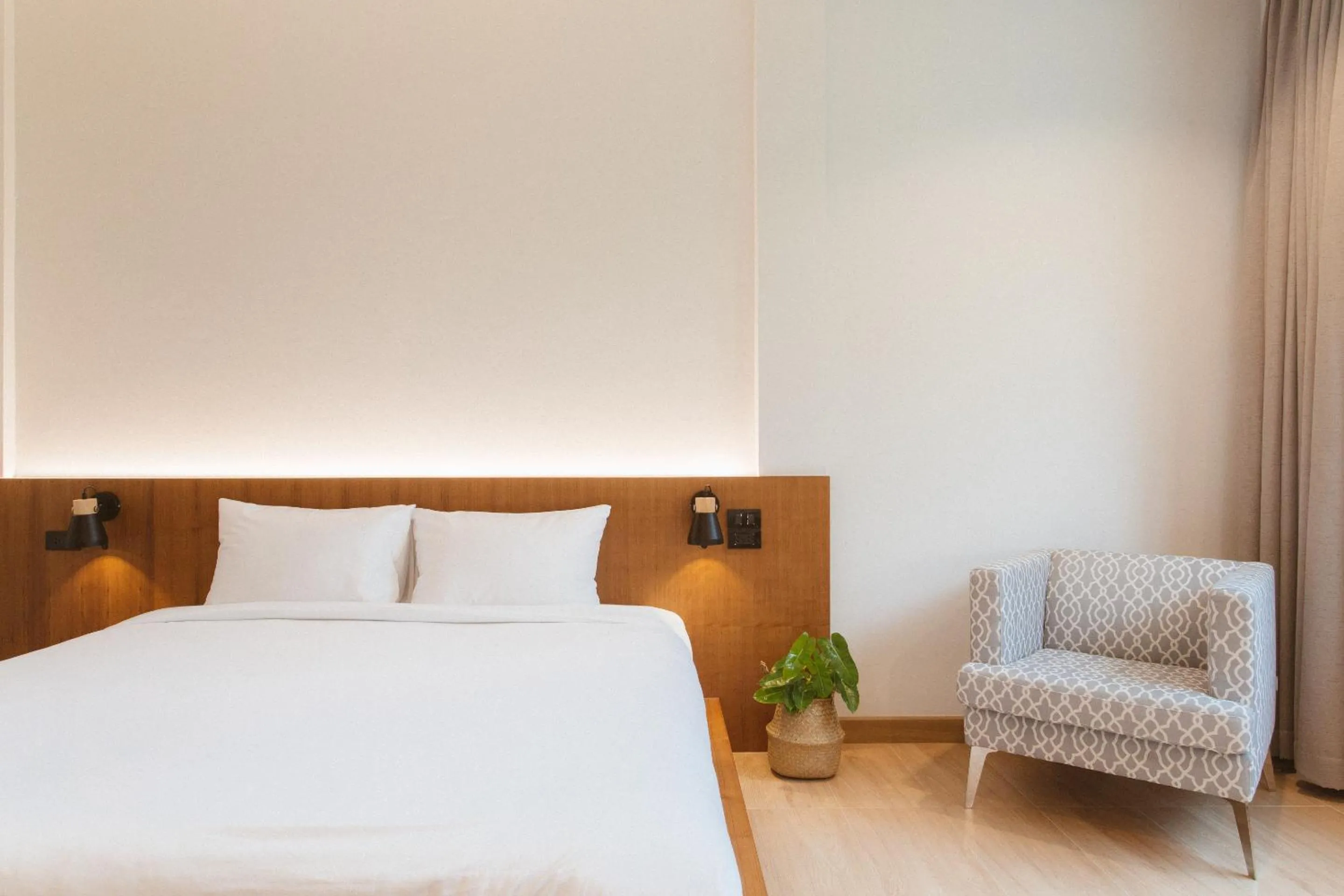 Bedroom, Bed in Karpenter Lampang