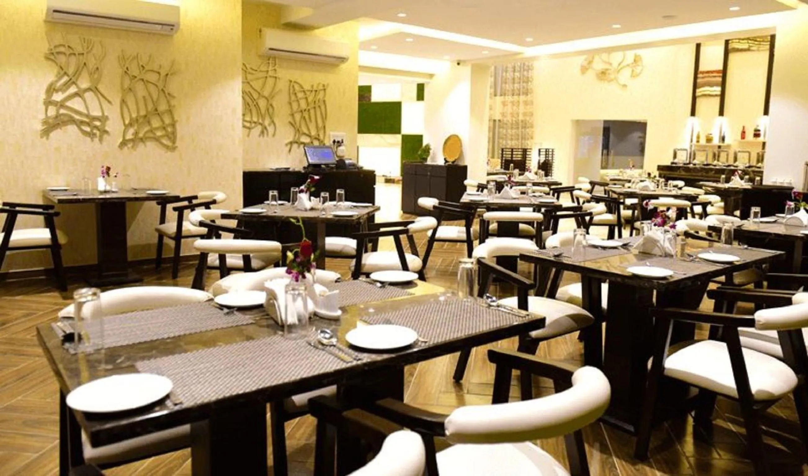 Restaurant/places to eat in The Flora Grand, Vasco, Goa