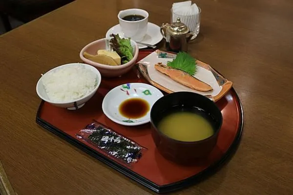 Hotel Zurich Toho 2001