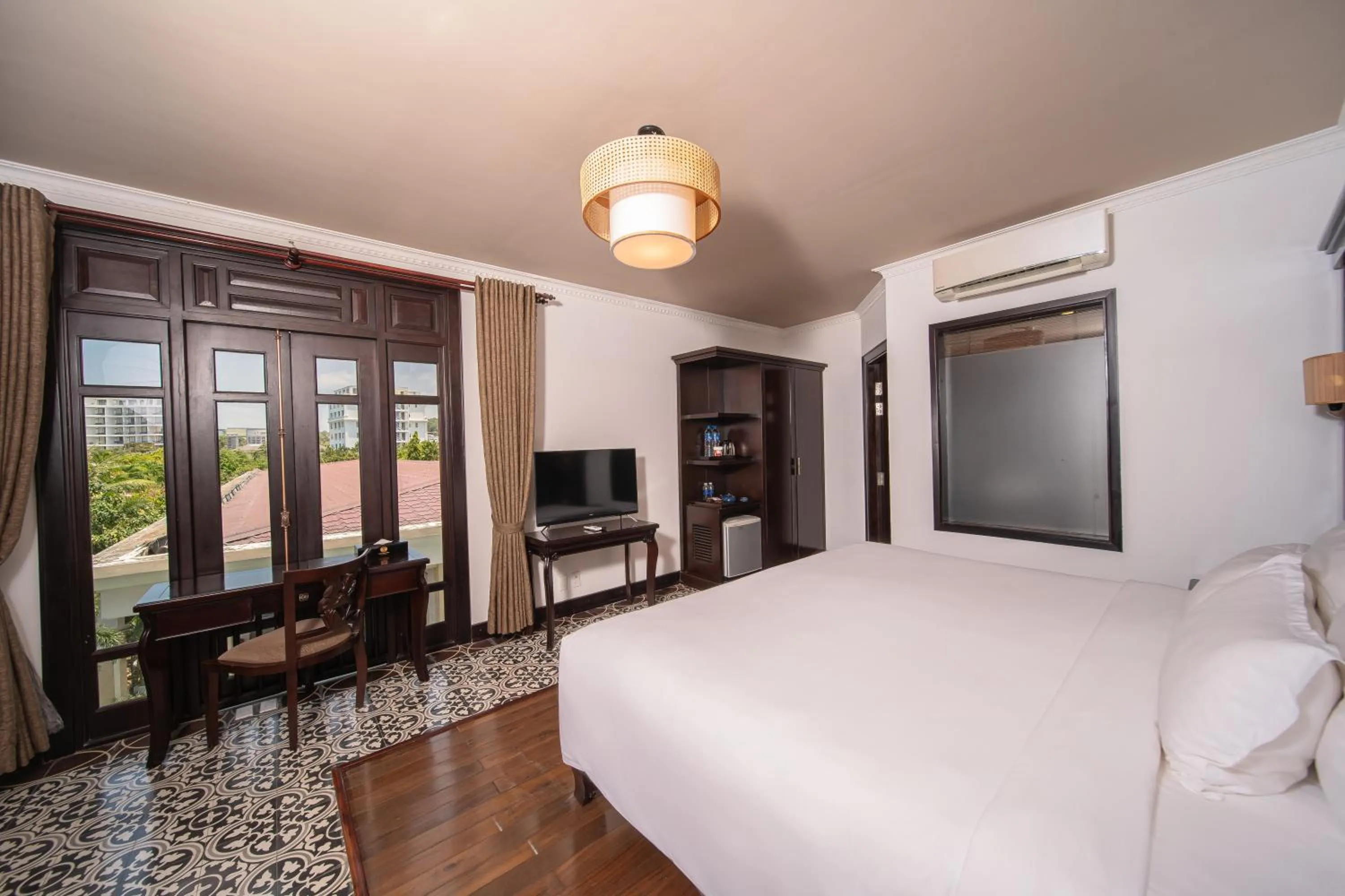 Communal lounge/ TV room, Bed in Anja Beach Resort & Spa