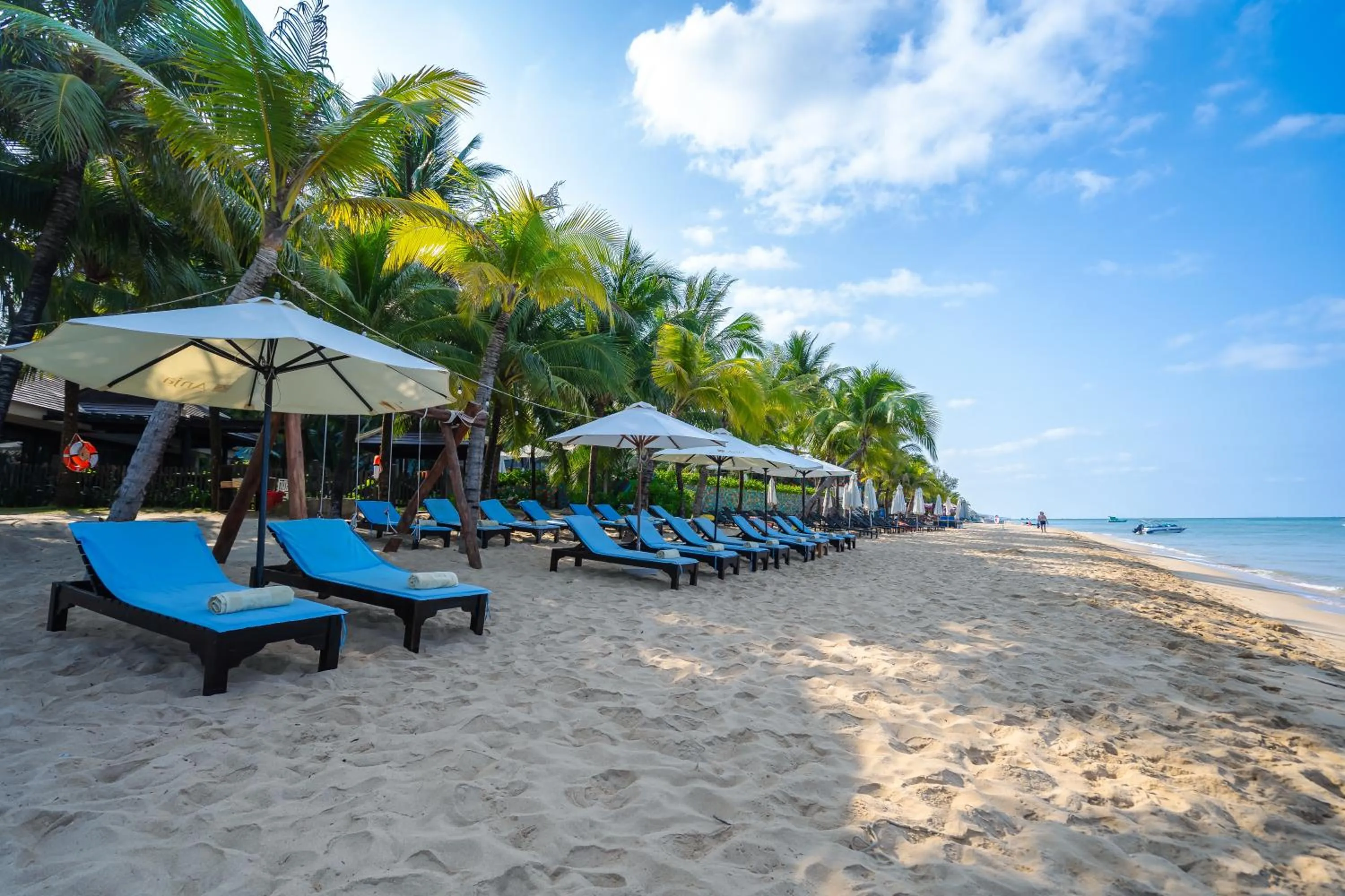 Beach in Anja Beach Resort & Spa