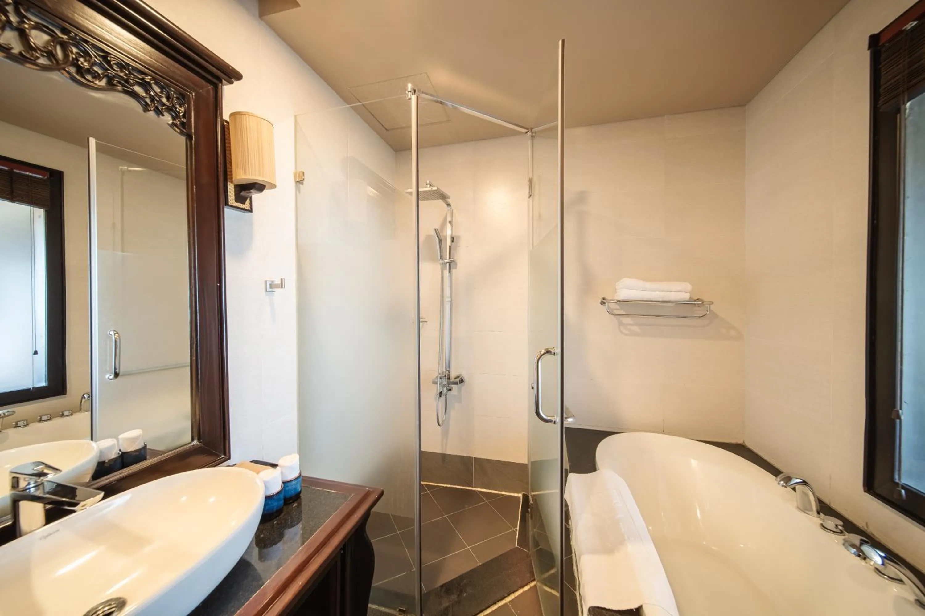 Bathroom in Anja Beach Resort & Spa