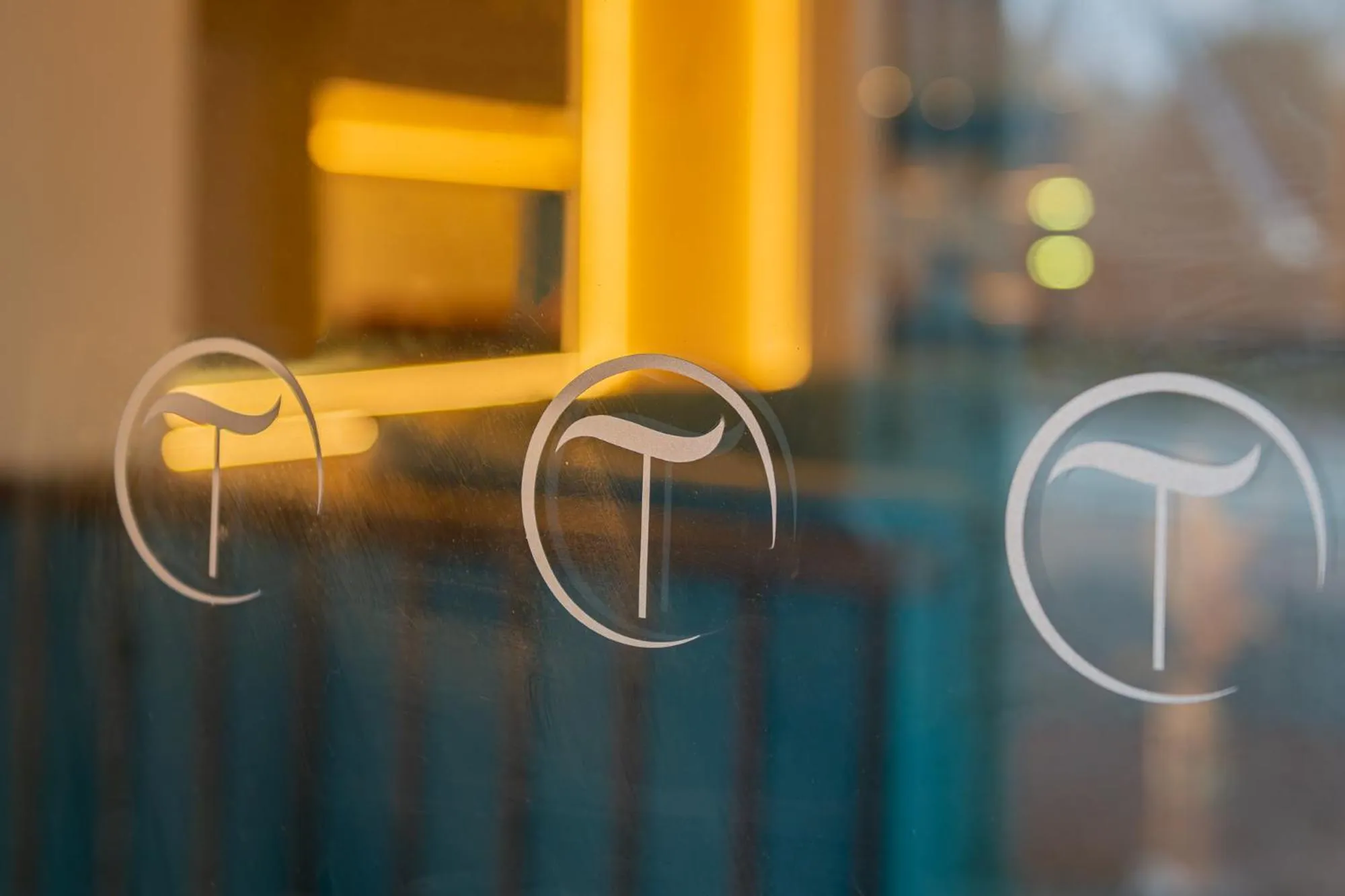 Lounge or bar in The Riverside