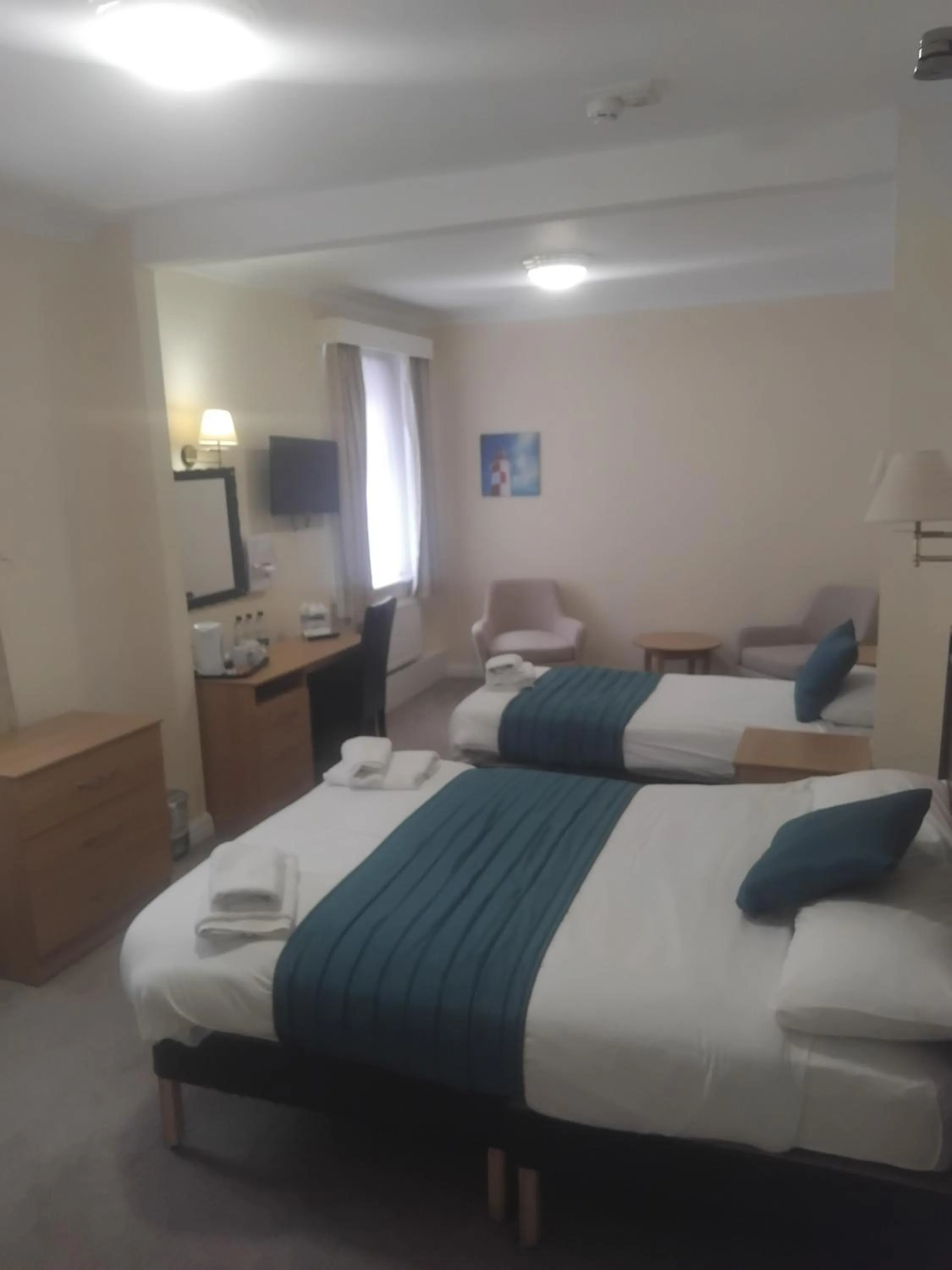 Photo of the whole room, Bed in The Savoy Hotel