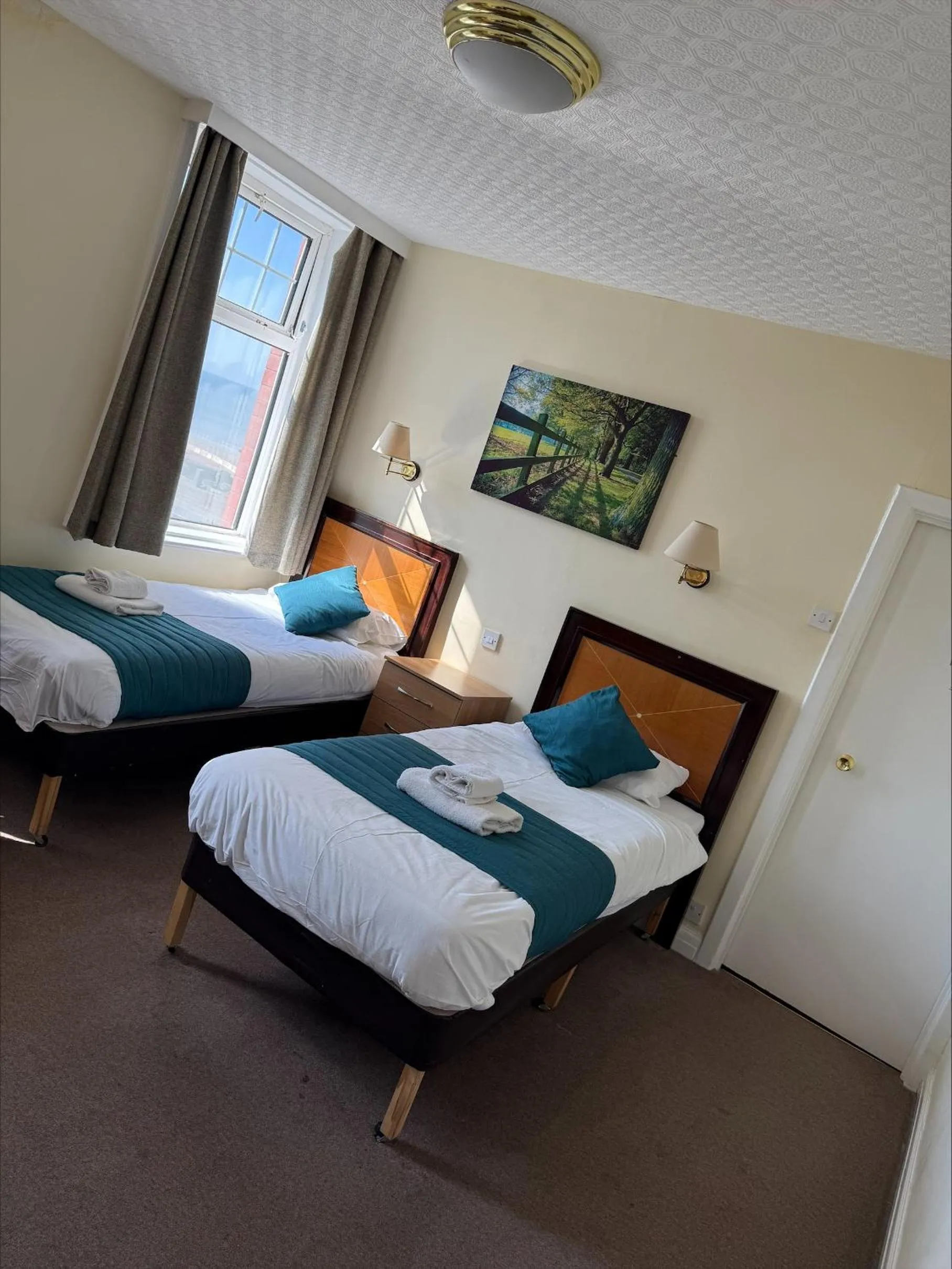 Bedroom, Bed in The Savoy Hotel