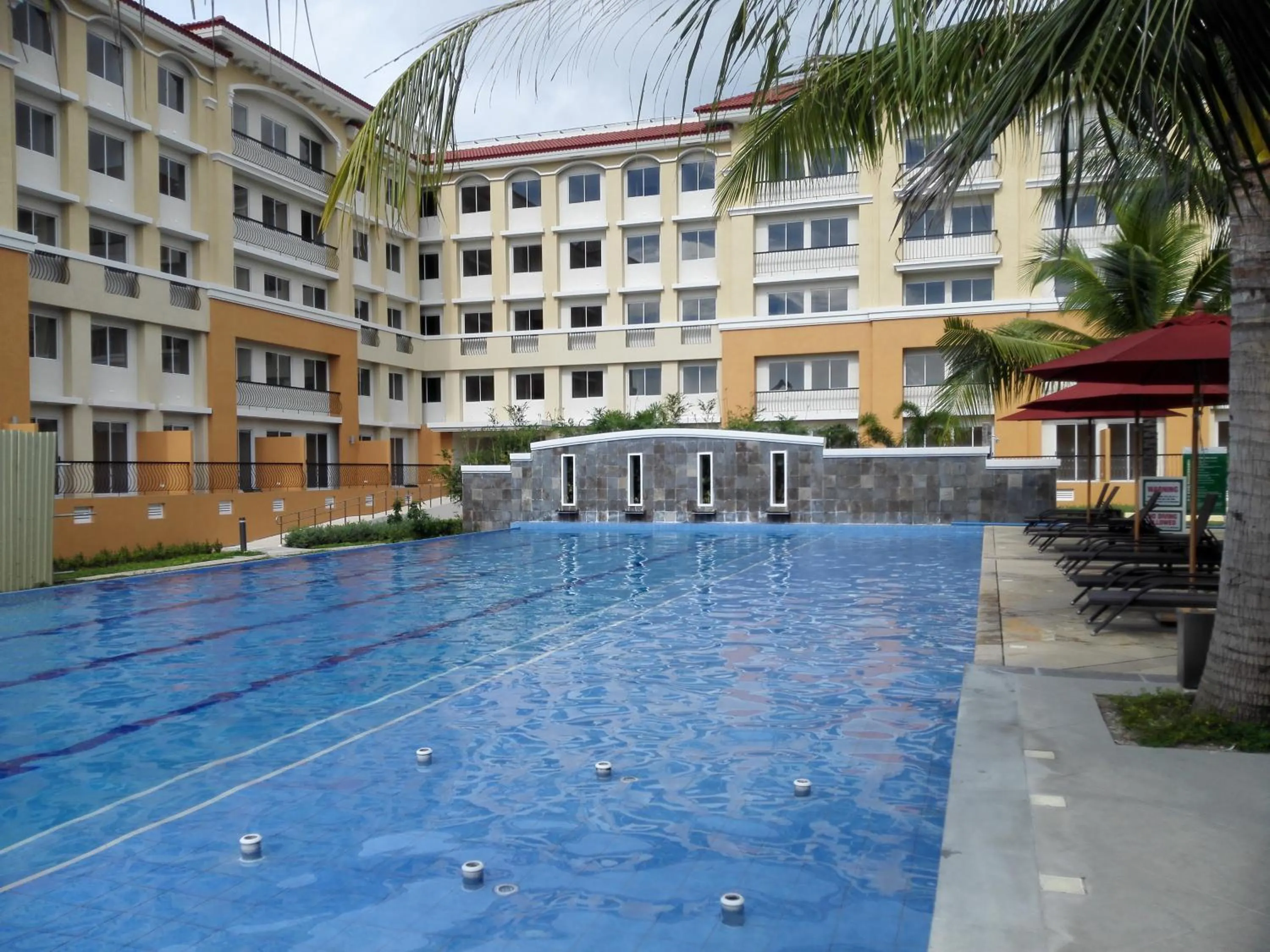 Property building in Sanremo Oasis Condominium