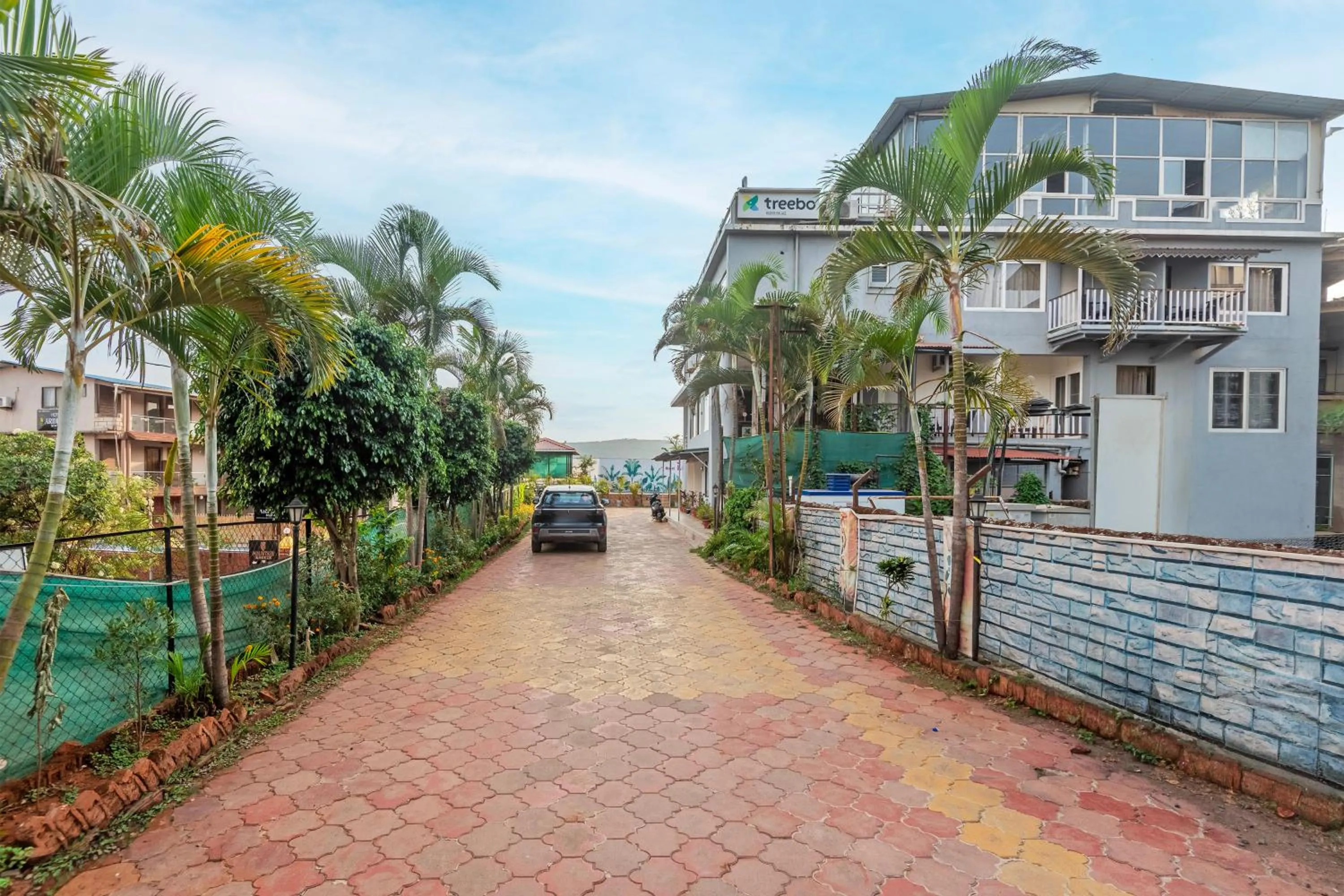 Property building in Treebo Kuber Palace with Swimming Pool