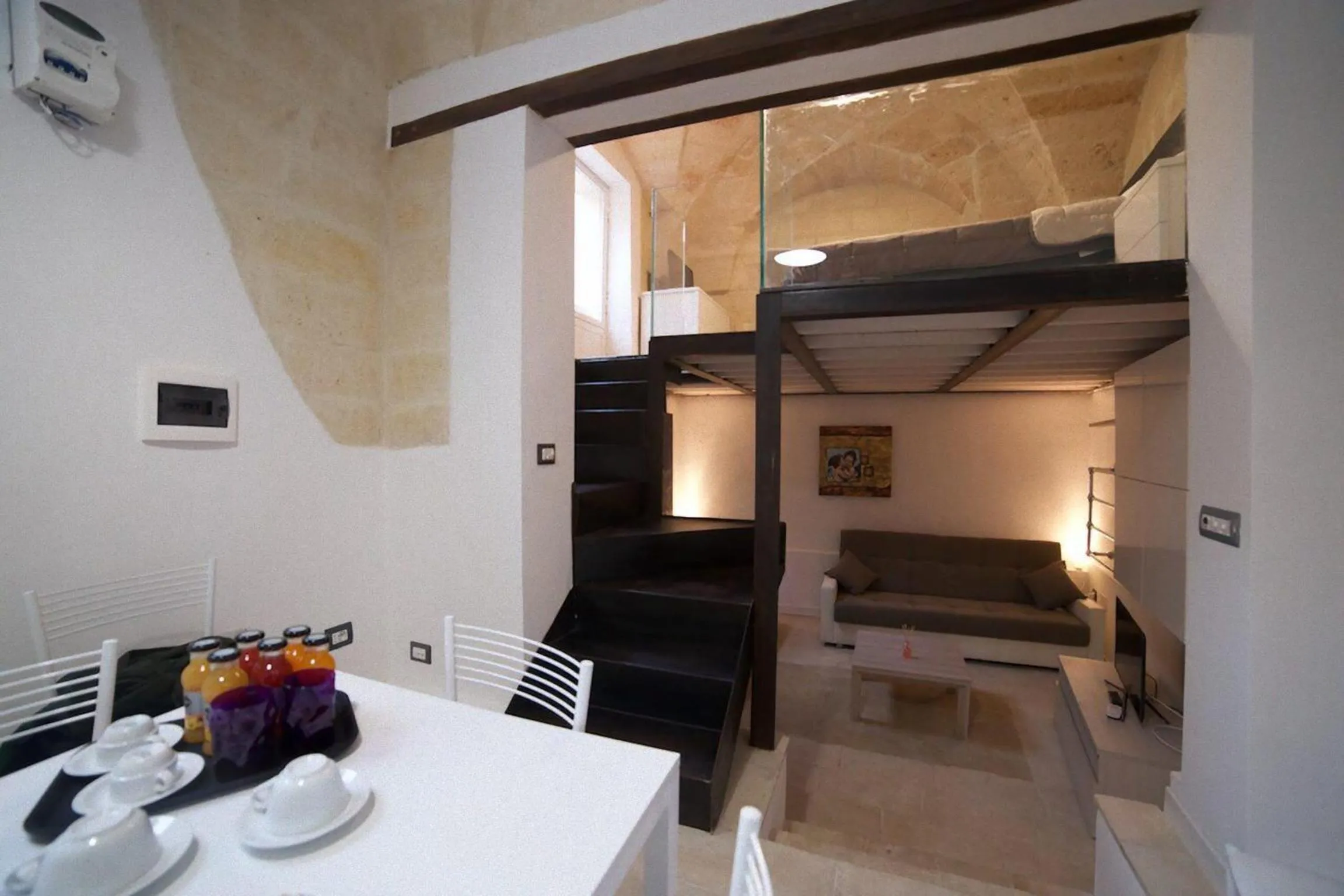 TV and multimedia in Suite del Teatro Romano