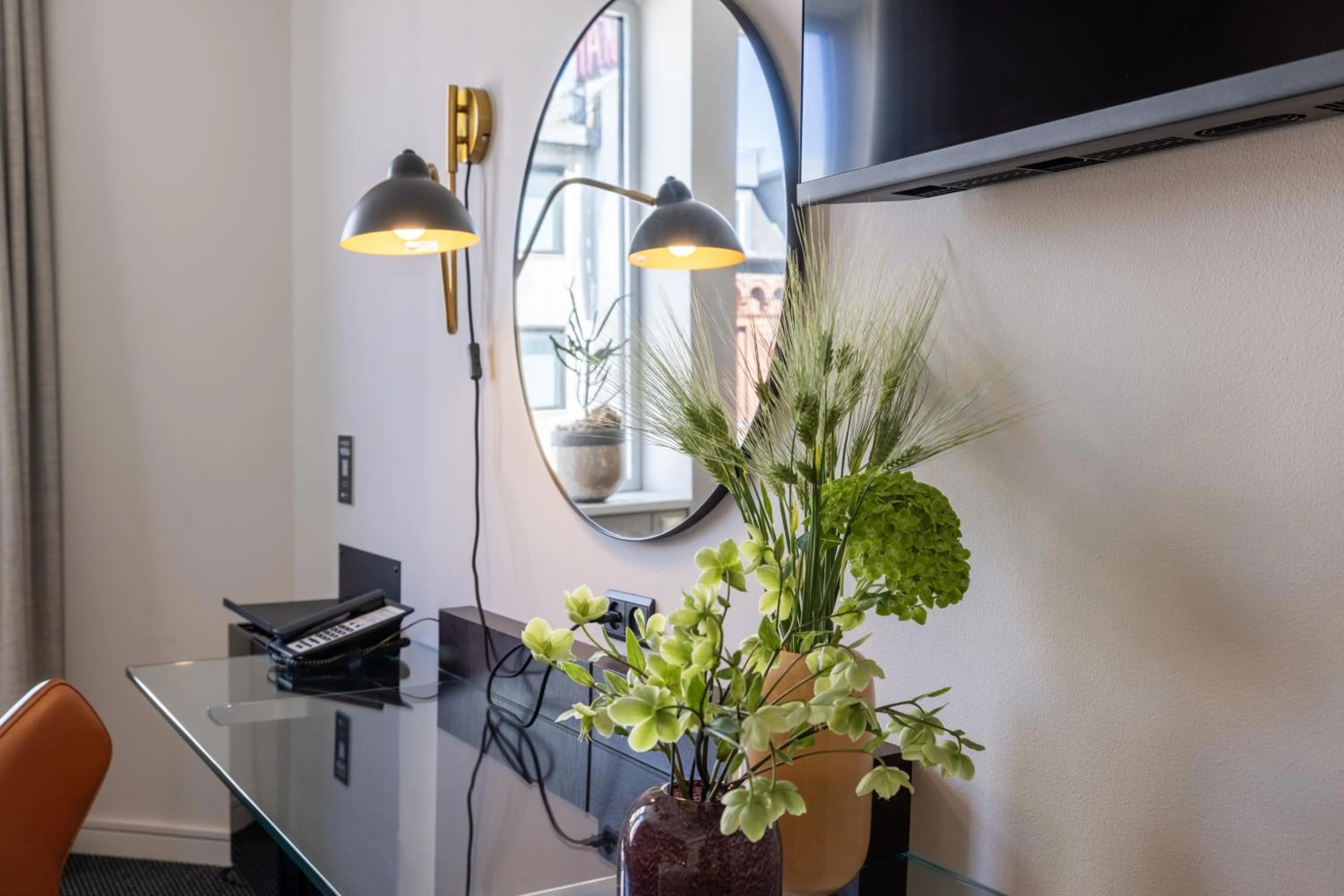 Decorative detail in The Square