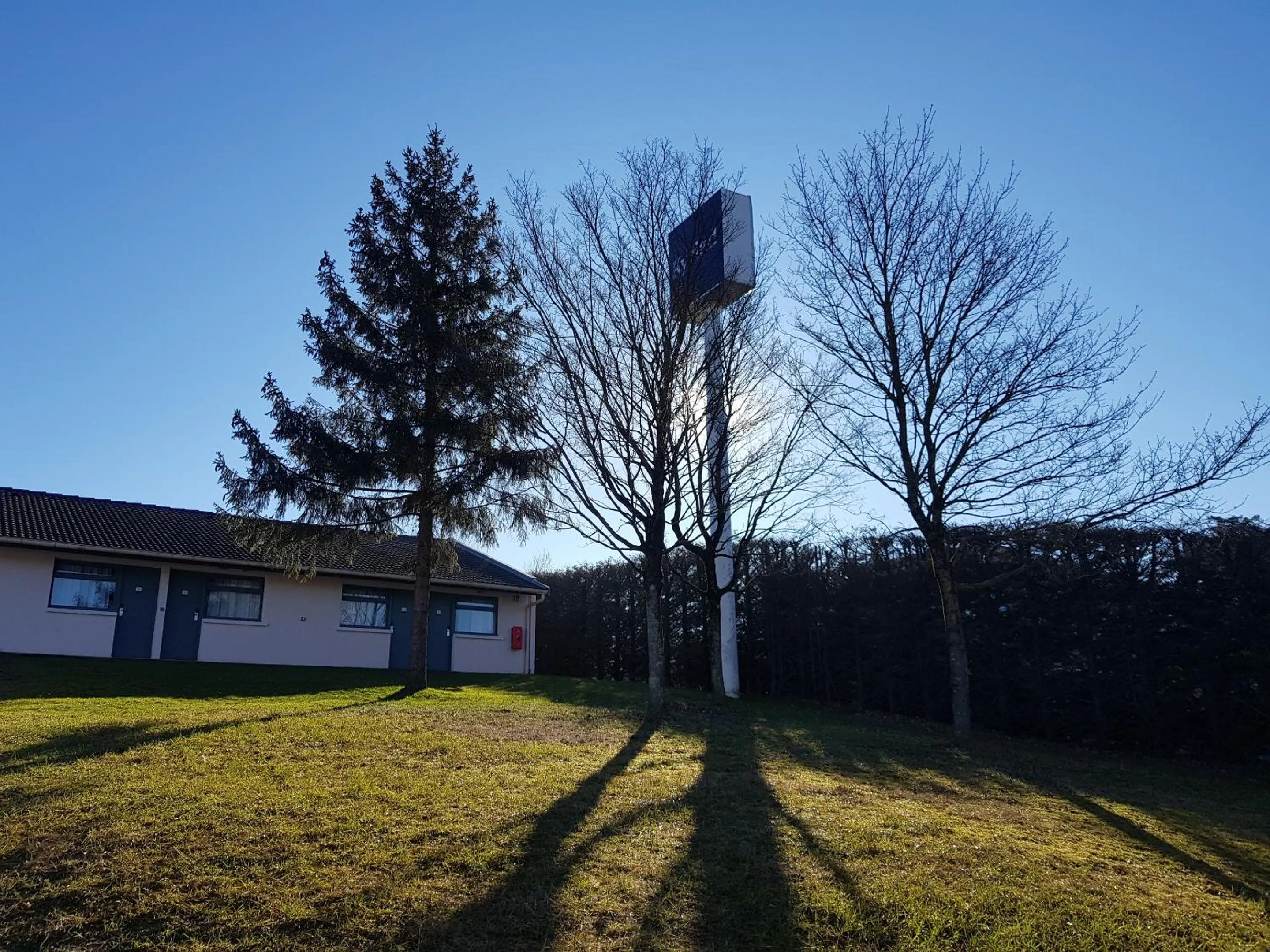 Garden in KYRIAD LYON EST – Saint Quentin Fallavier