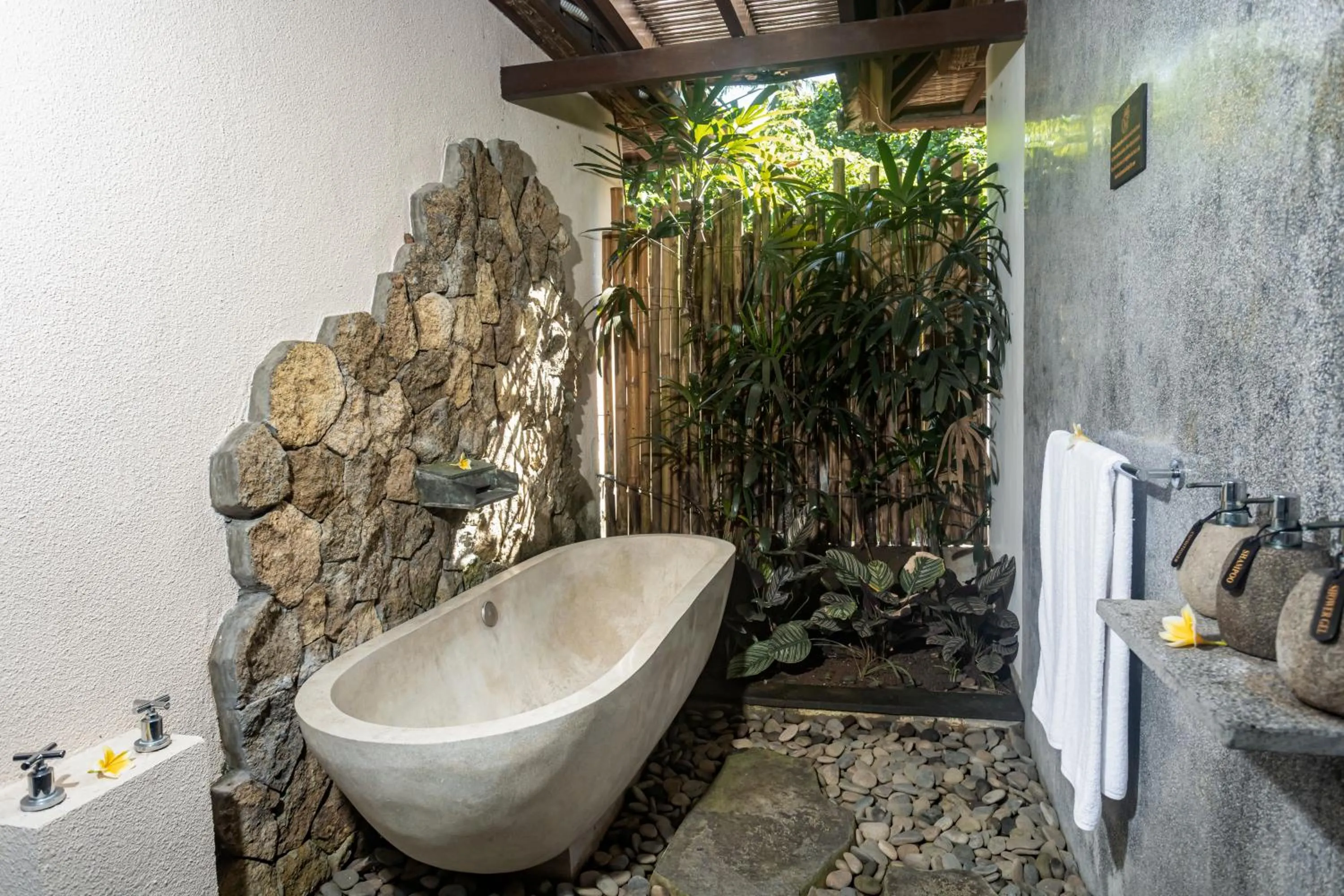 Bath in Villa Beji Mawang Ubud by GenuineHost